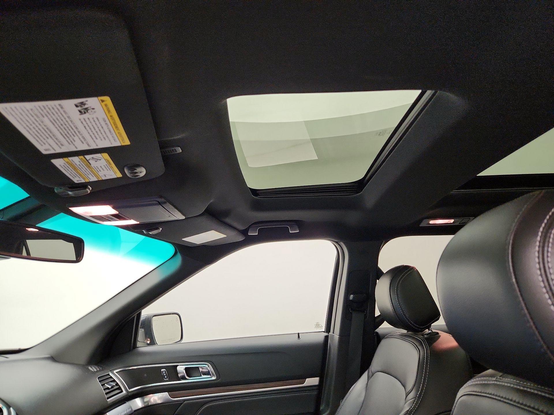 Thumbnail: 2017 Ford Explorer - 20