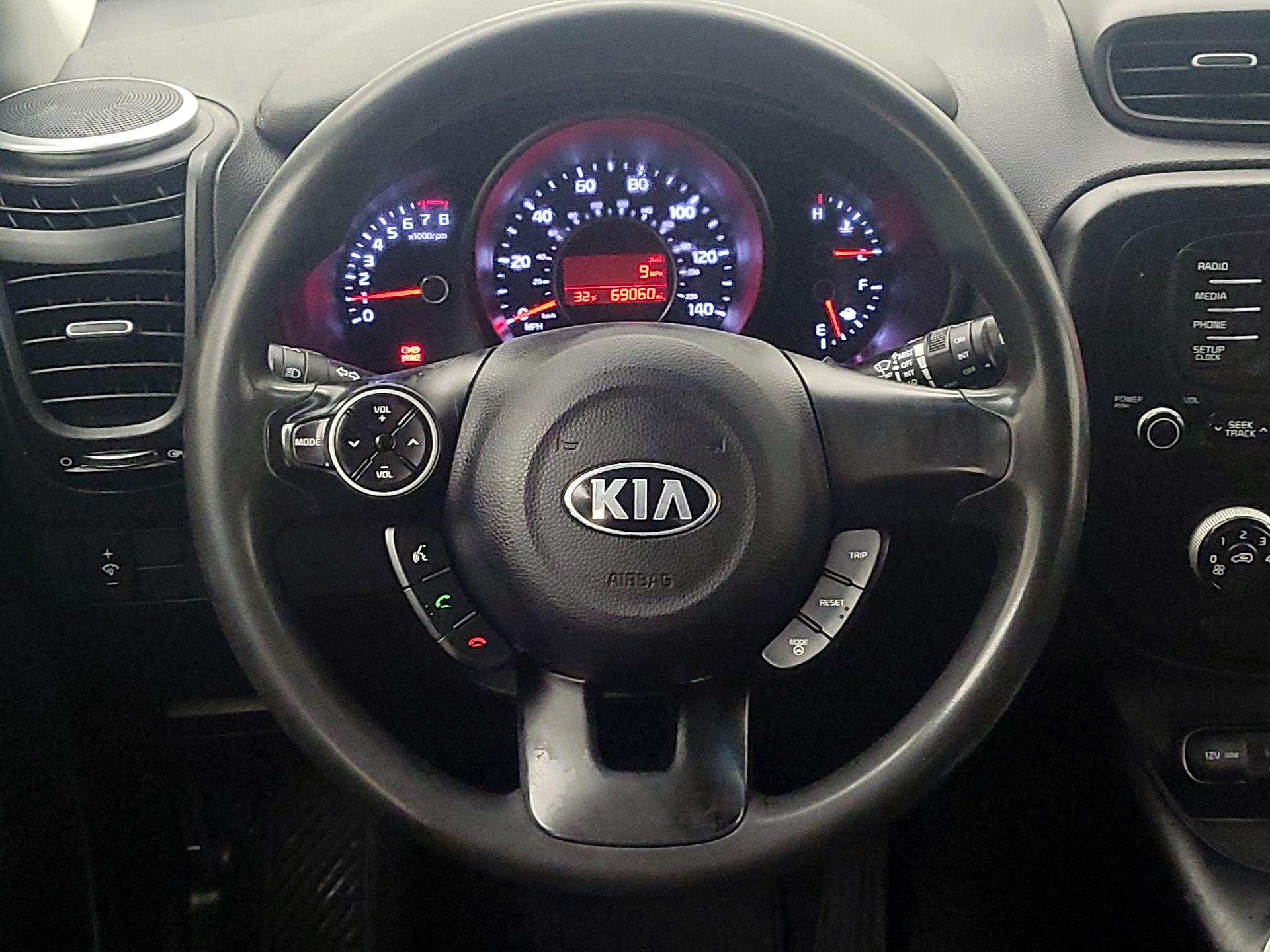 Thumbnail: 2014 Kia Soul - 10