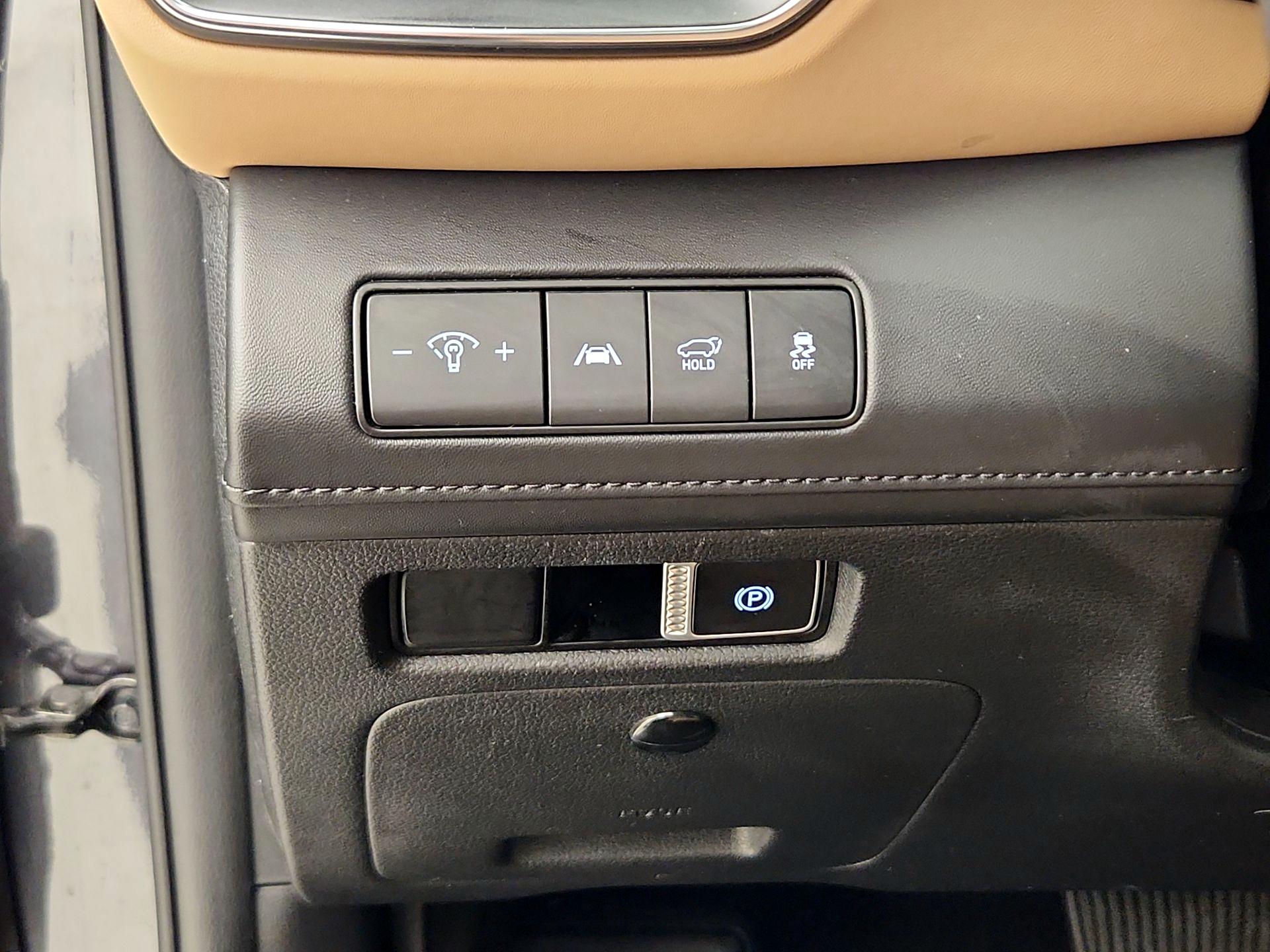 Thumbnail: 2023 Hyundai Santa Fe - 13