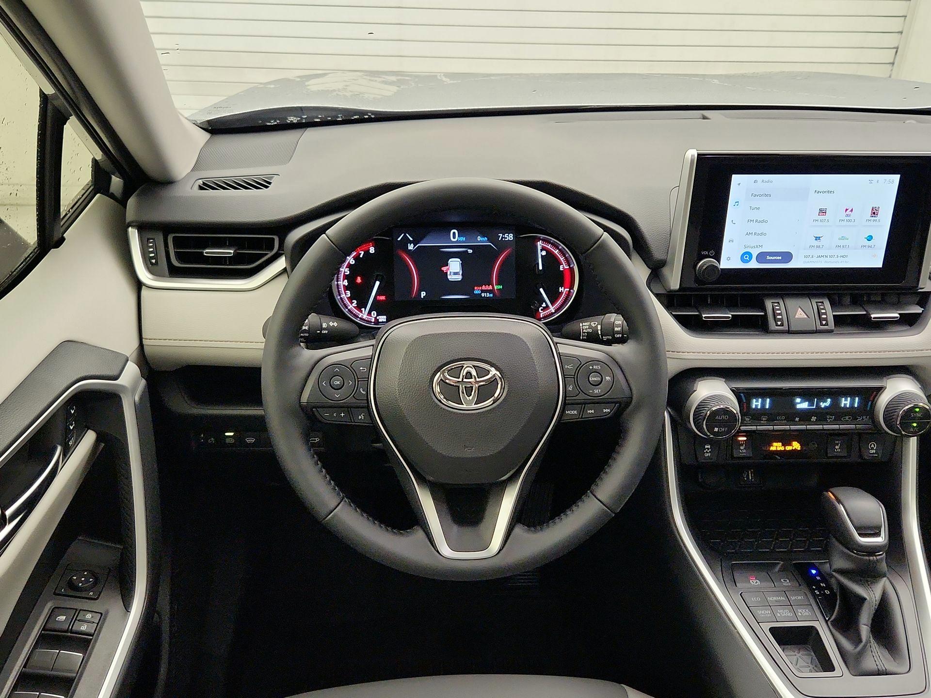 Thumbnail: 2025 Toyota RAV4 - 10