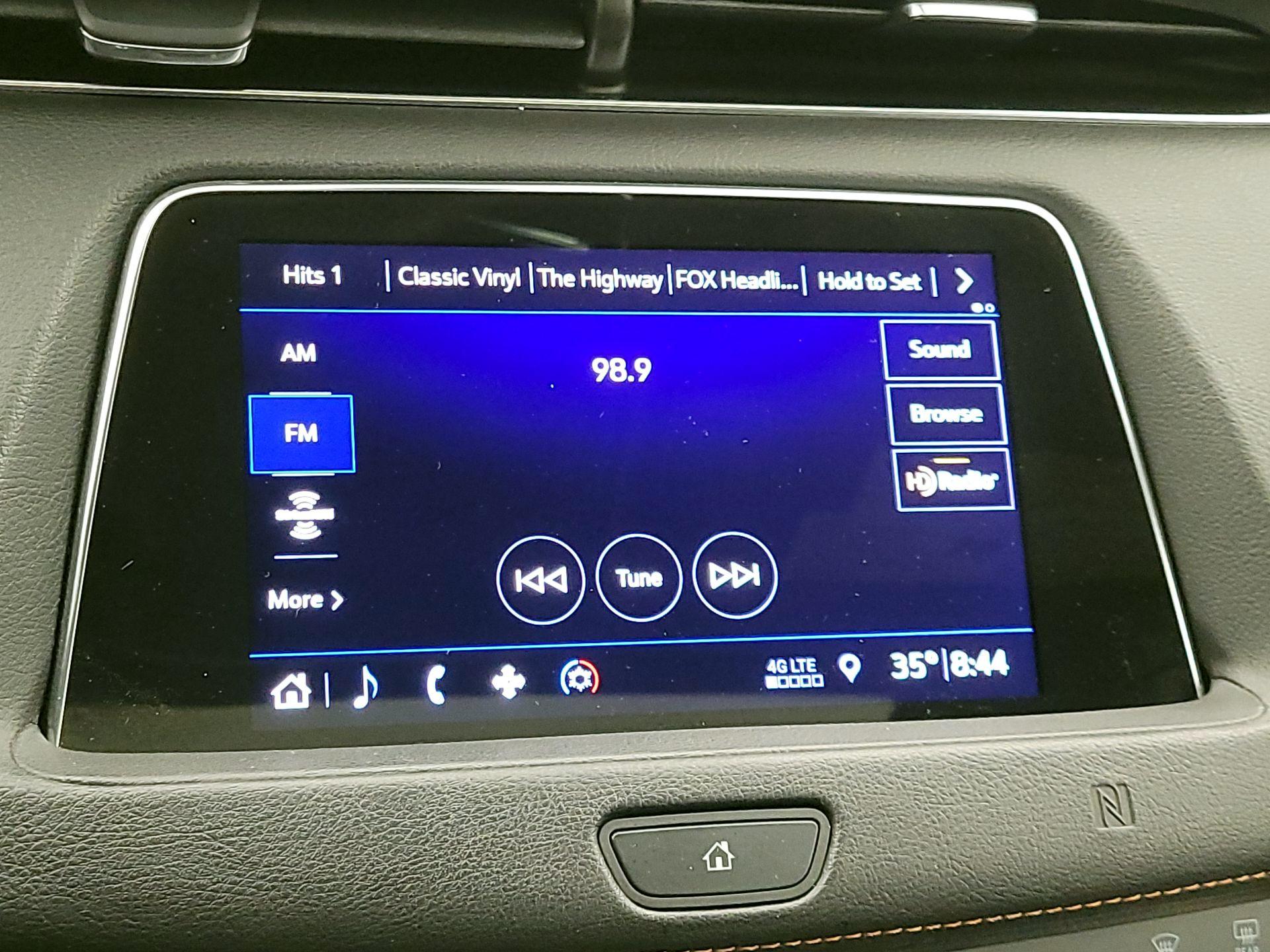 Thumbnail: 2019 Cadillac XT4 - 16