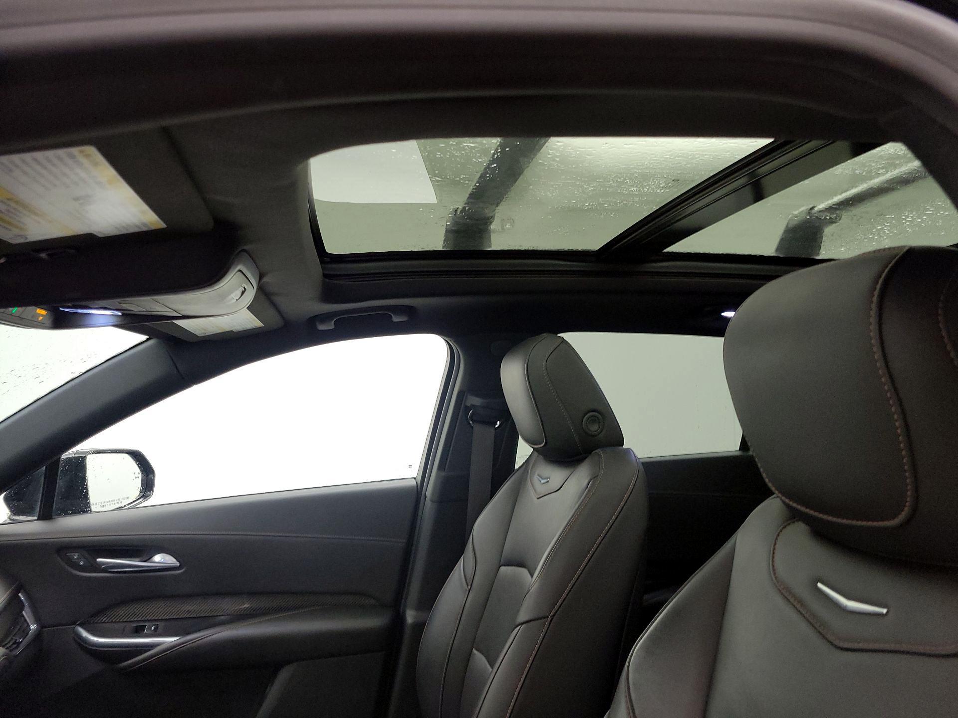 Thumbnail: 2019 Cadillac XT4 - 20