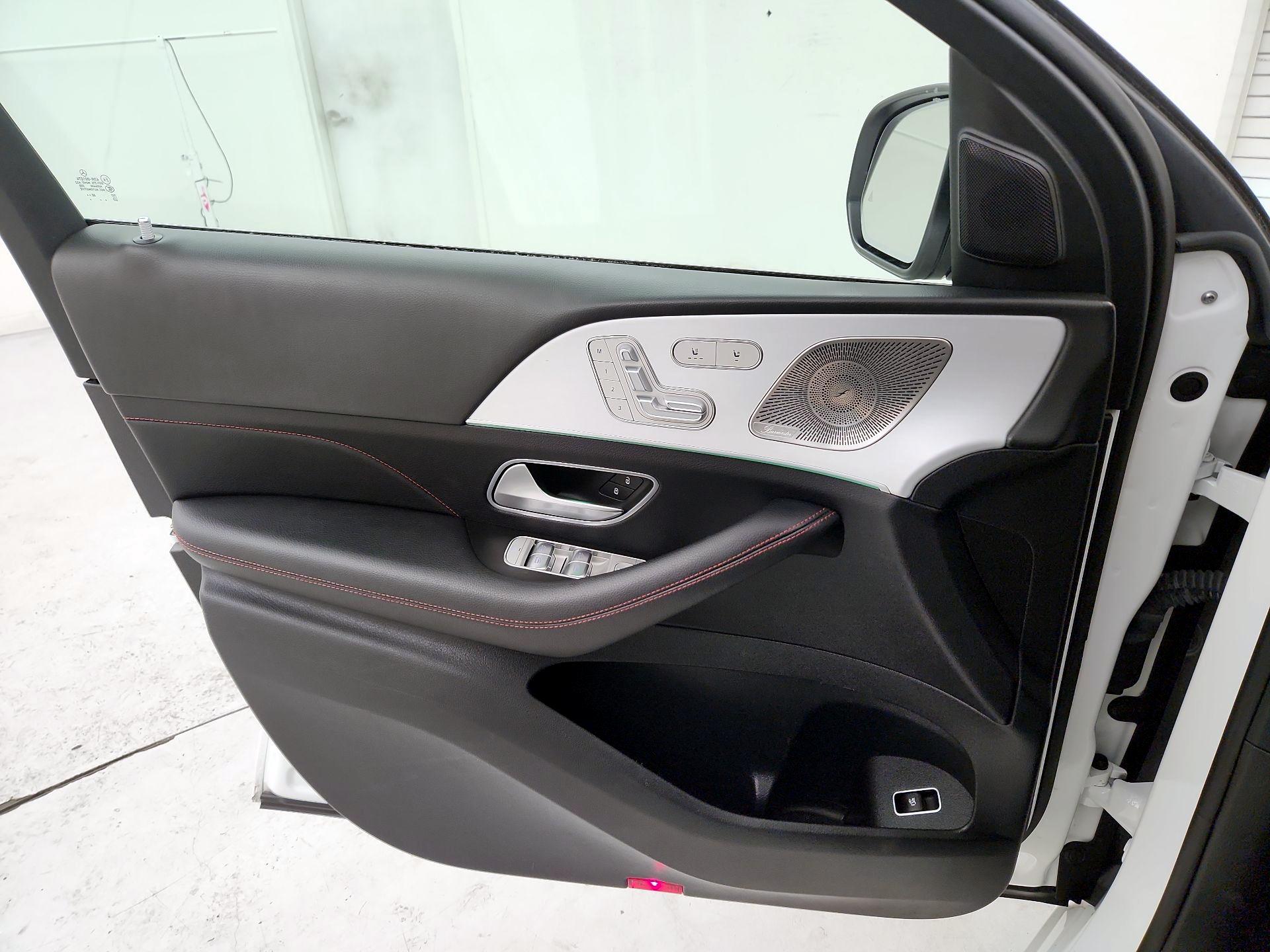 Thumbnail: 2023 Mercedes-Benz GLE - 12