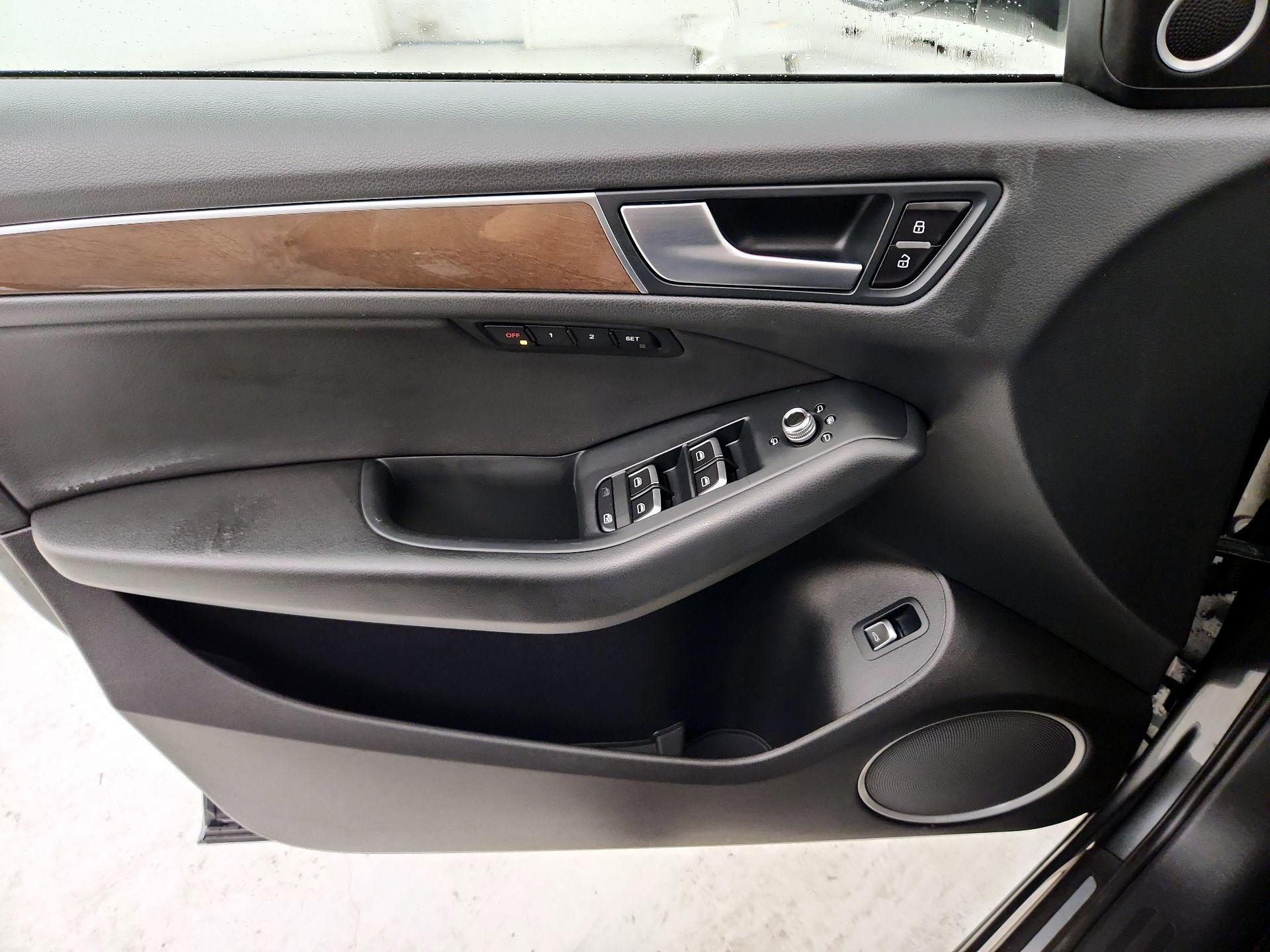 Thumbnail: 2017 Audi Q5 - 12