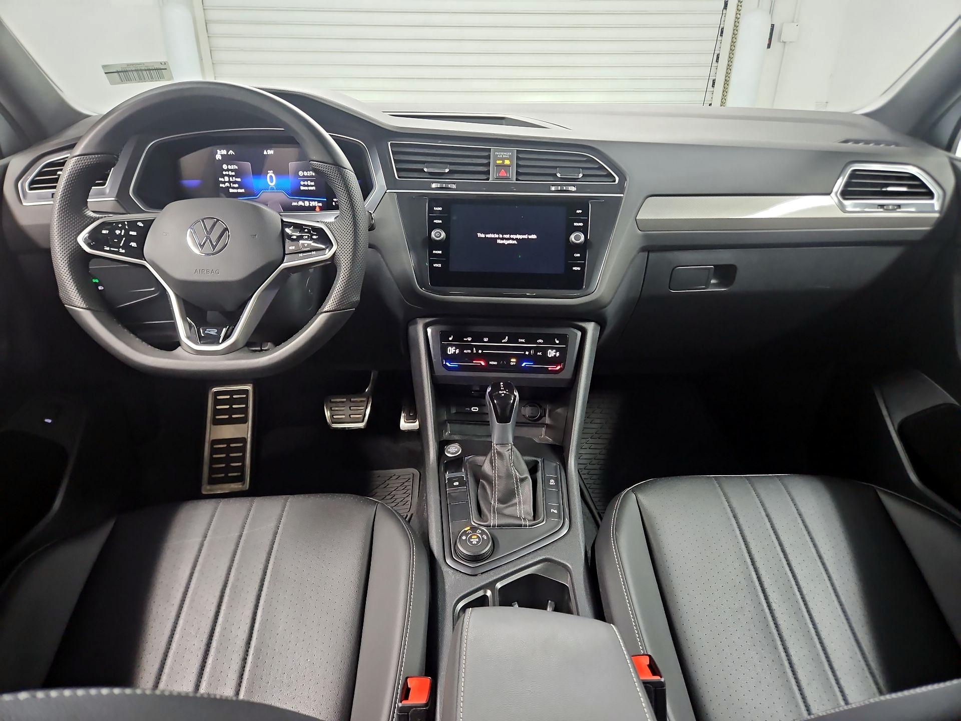 Thumbnail: 2024 Volkswagen Tiguan - 9