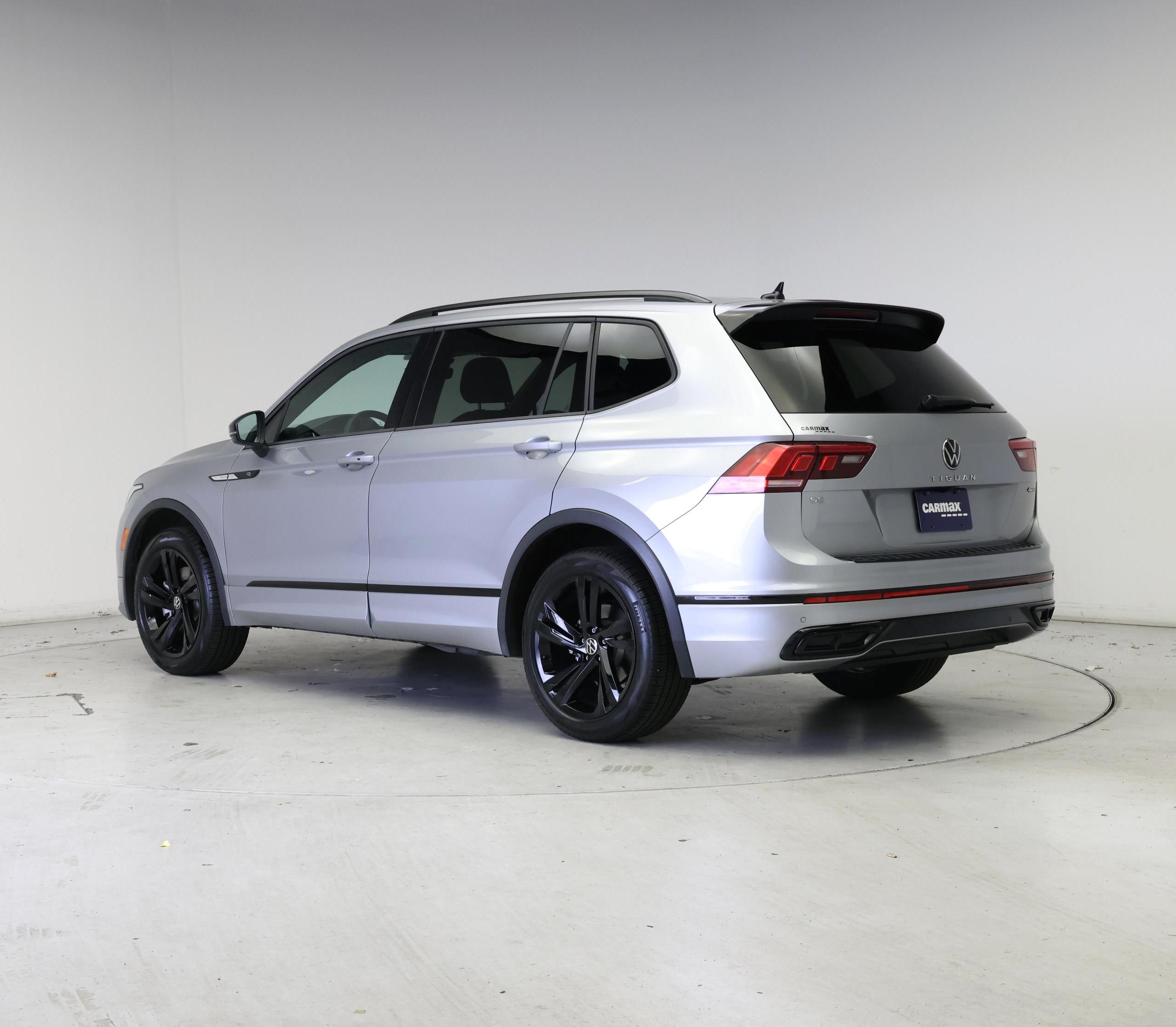 Thumbnail: 2024 Volkswagen Tiguan - 2