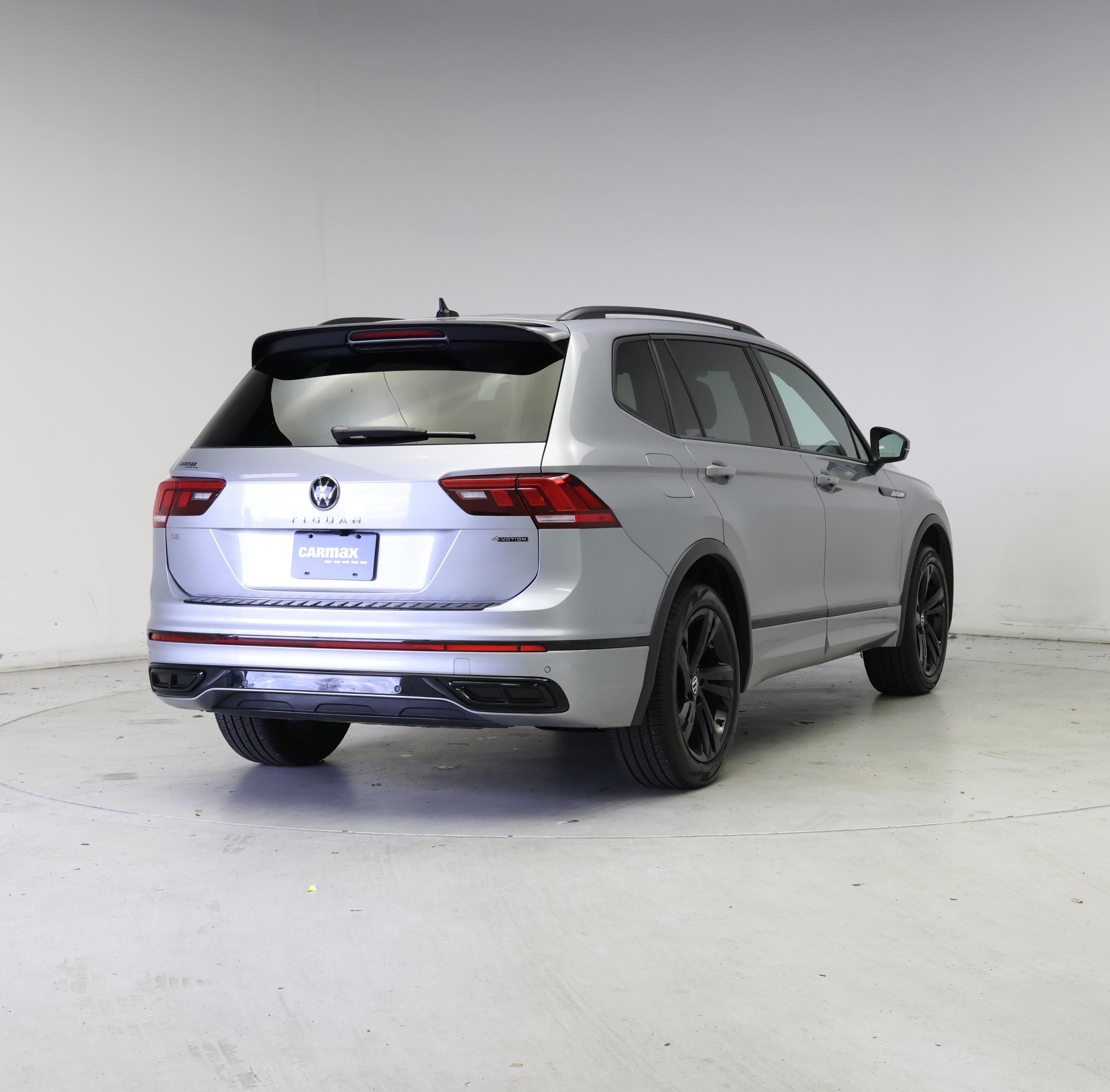 Thumbnail: 2024 Volkswagen Tiguan - 8