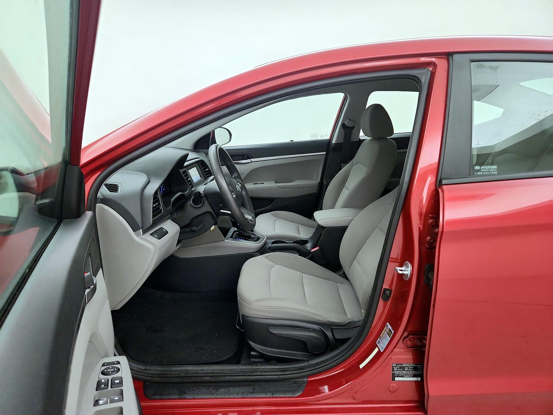 Thumbnail: 2019 Hyundai Elantra - 11