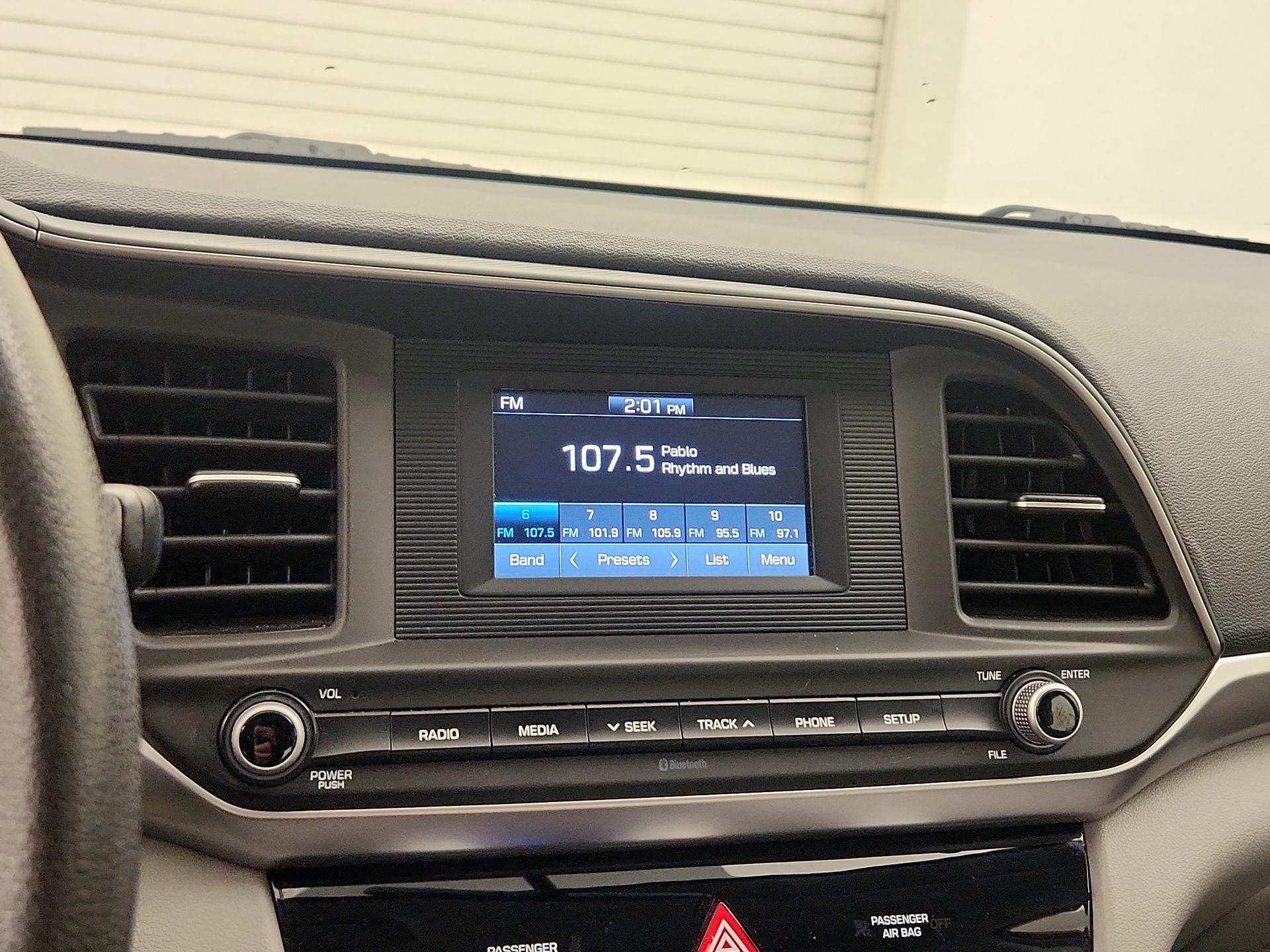 Thumbnail: 2019 Hyundai Elantra - 15