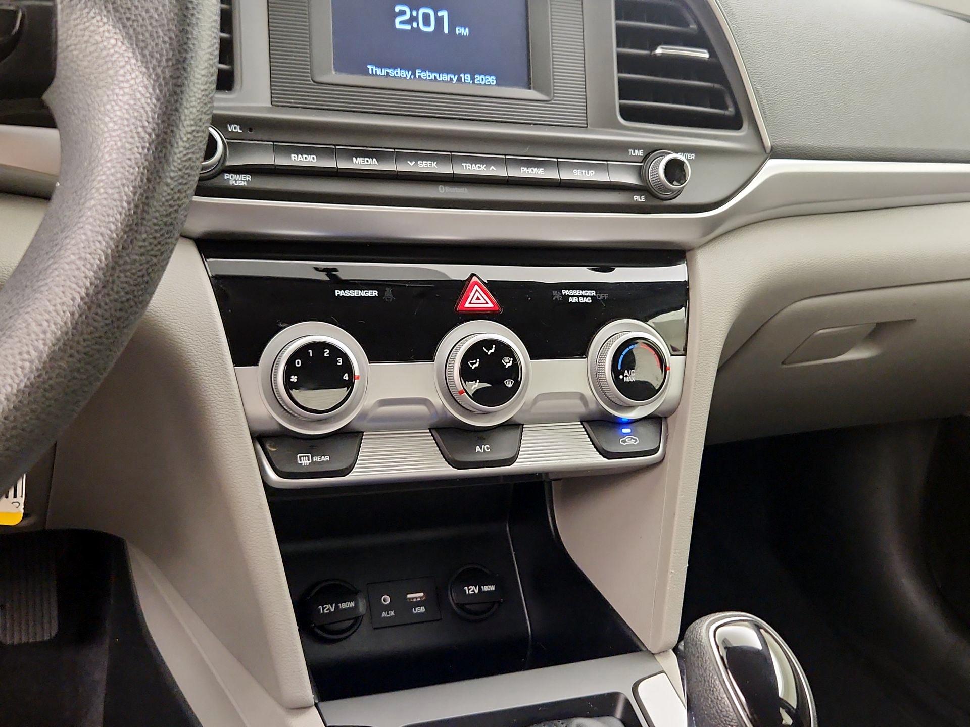 Thumbnail: 2019 Hyundai Elantra - 16