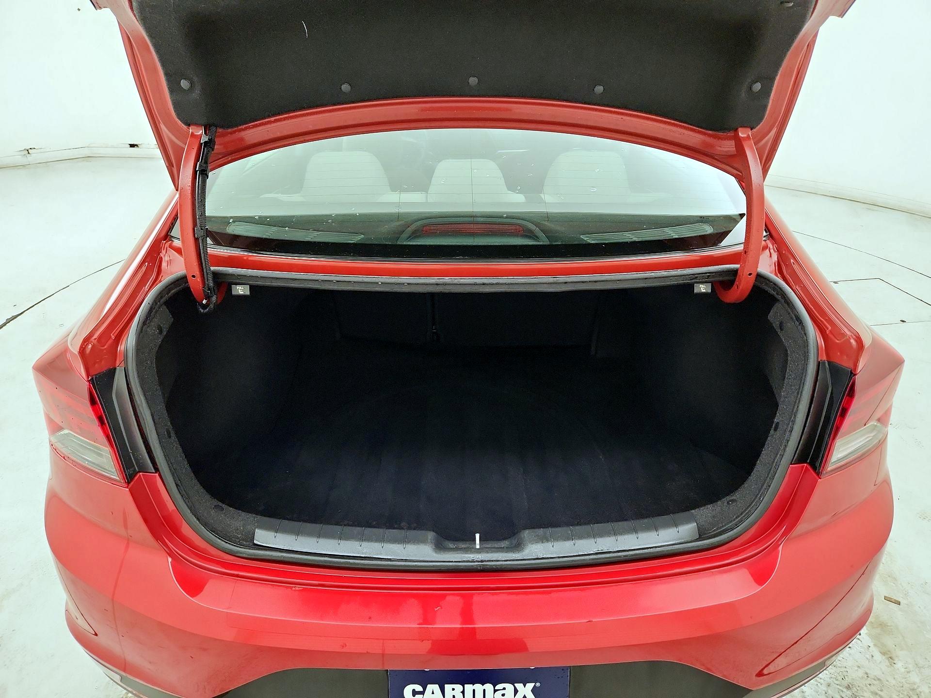 Thumbnail: 2019 Hyundai Elantra - 20