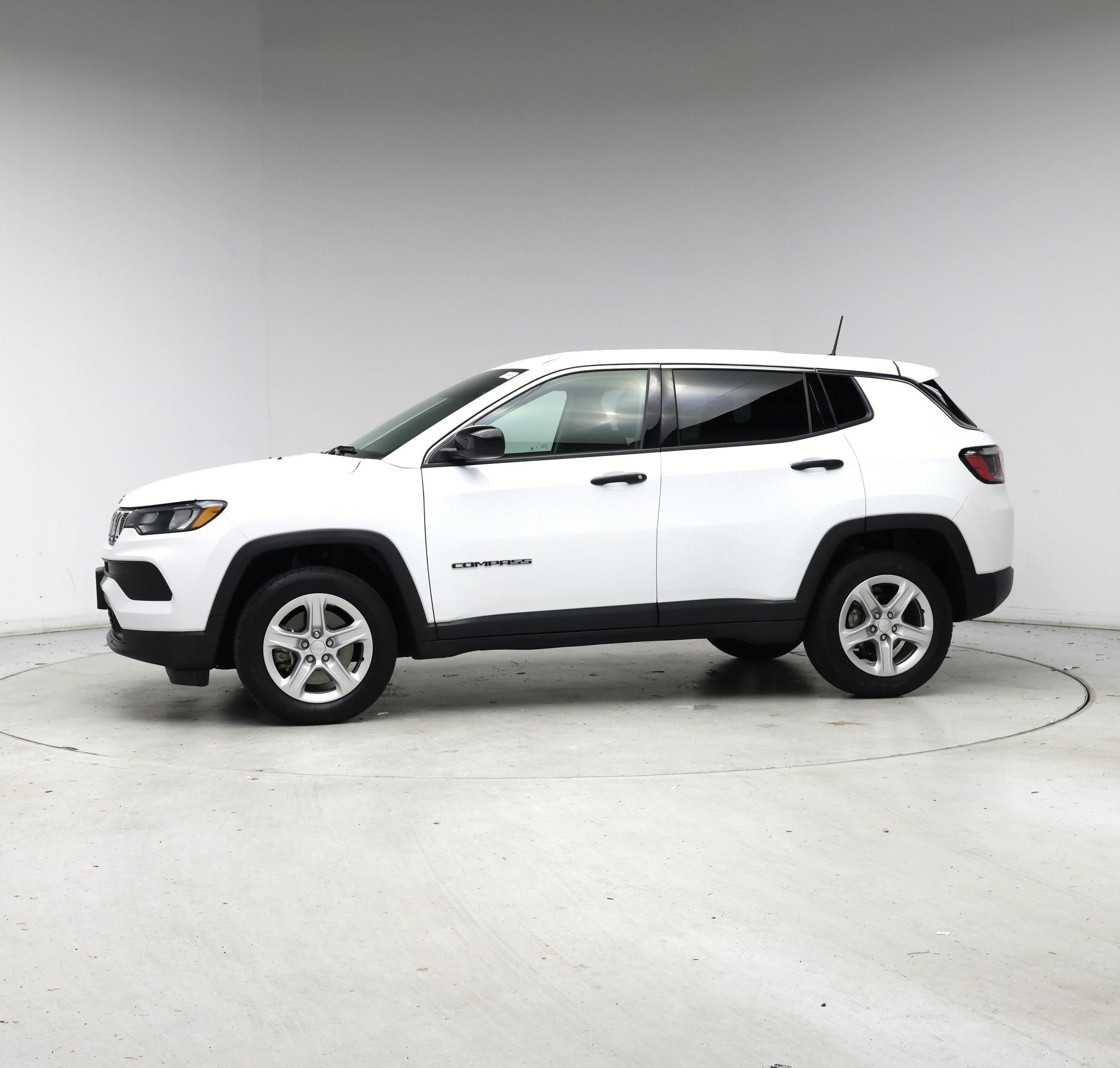 Thumbnail: 2023 Jeep Compass - 3