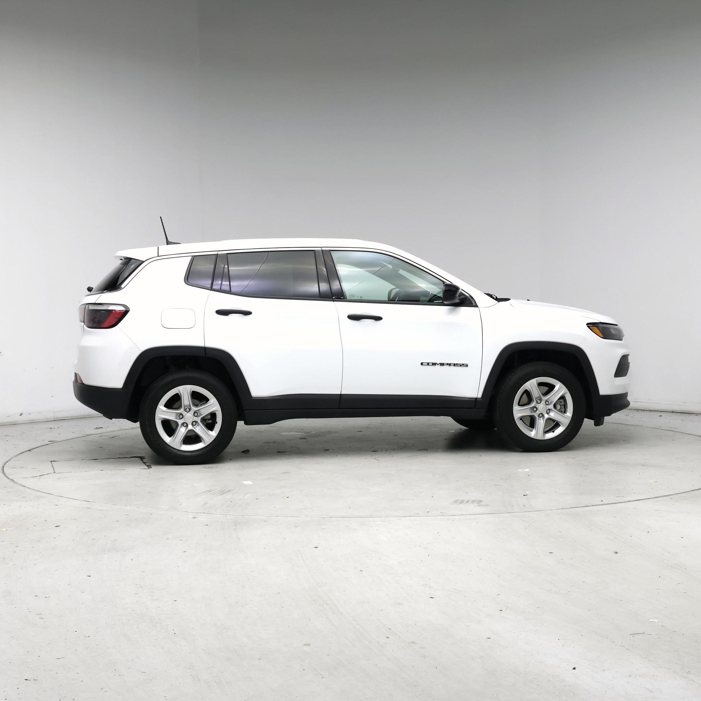 Thumbnail: 2023 Jeep Compass - 7