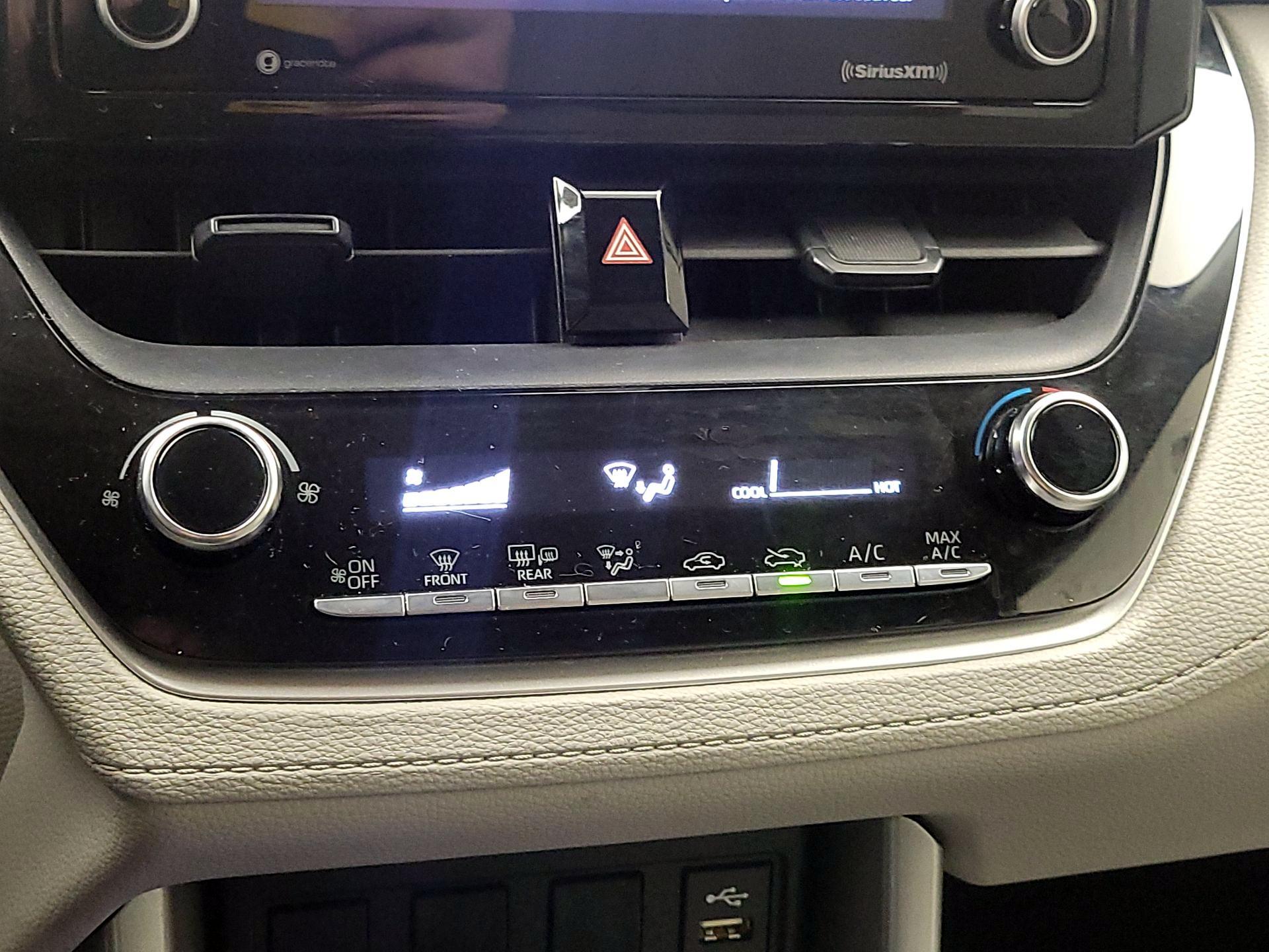 Thumbnail: 2022 Toyota Corolla Cross - 17