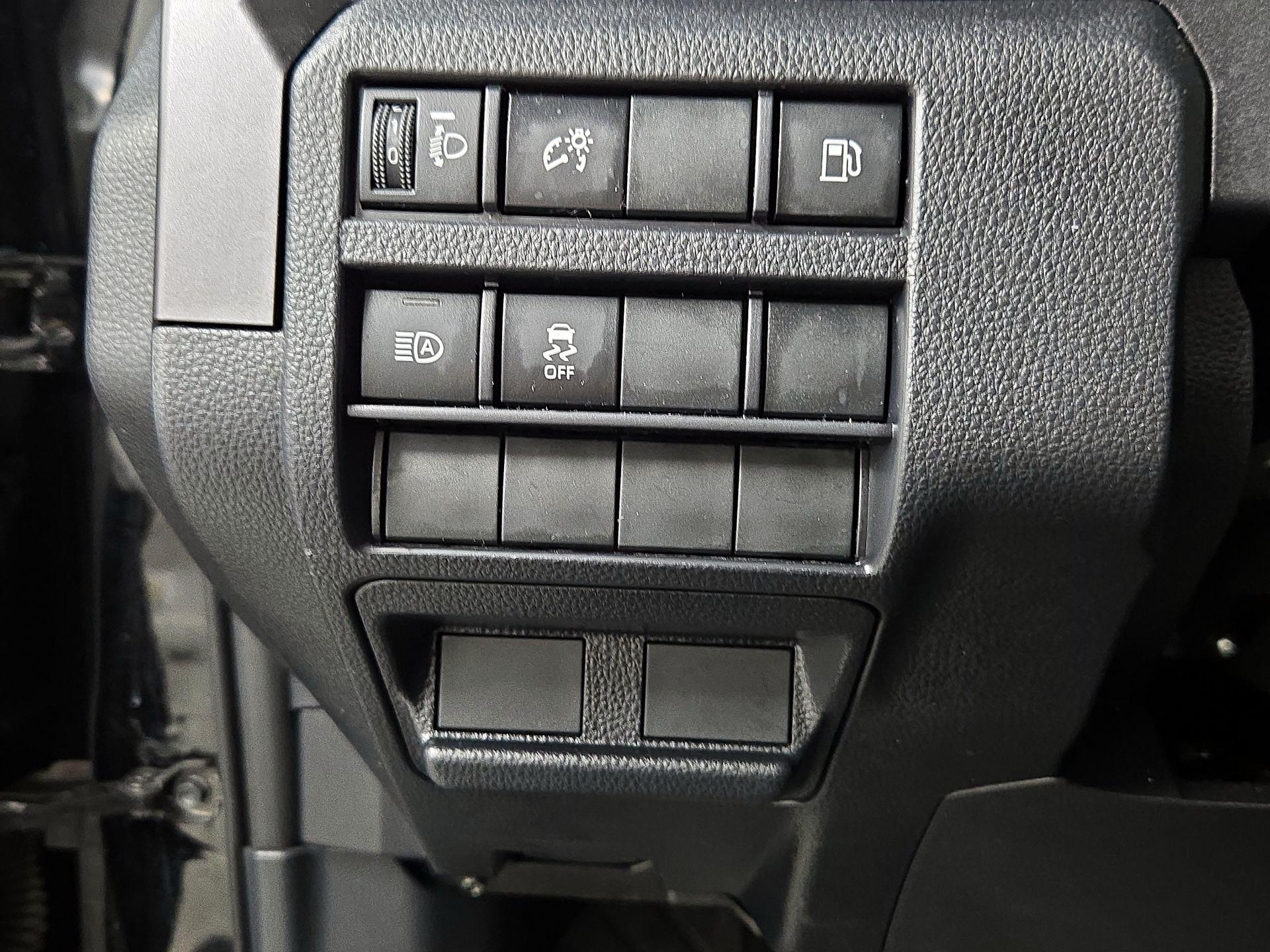 Thumbnail: 2025 Toyota 4Runner - 13