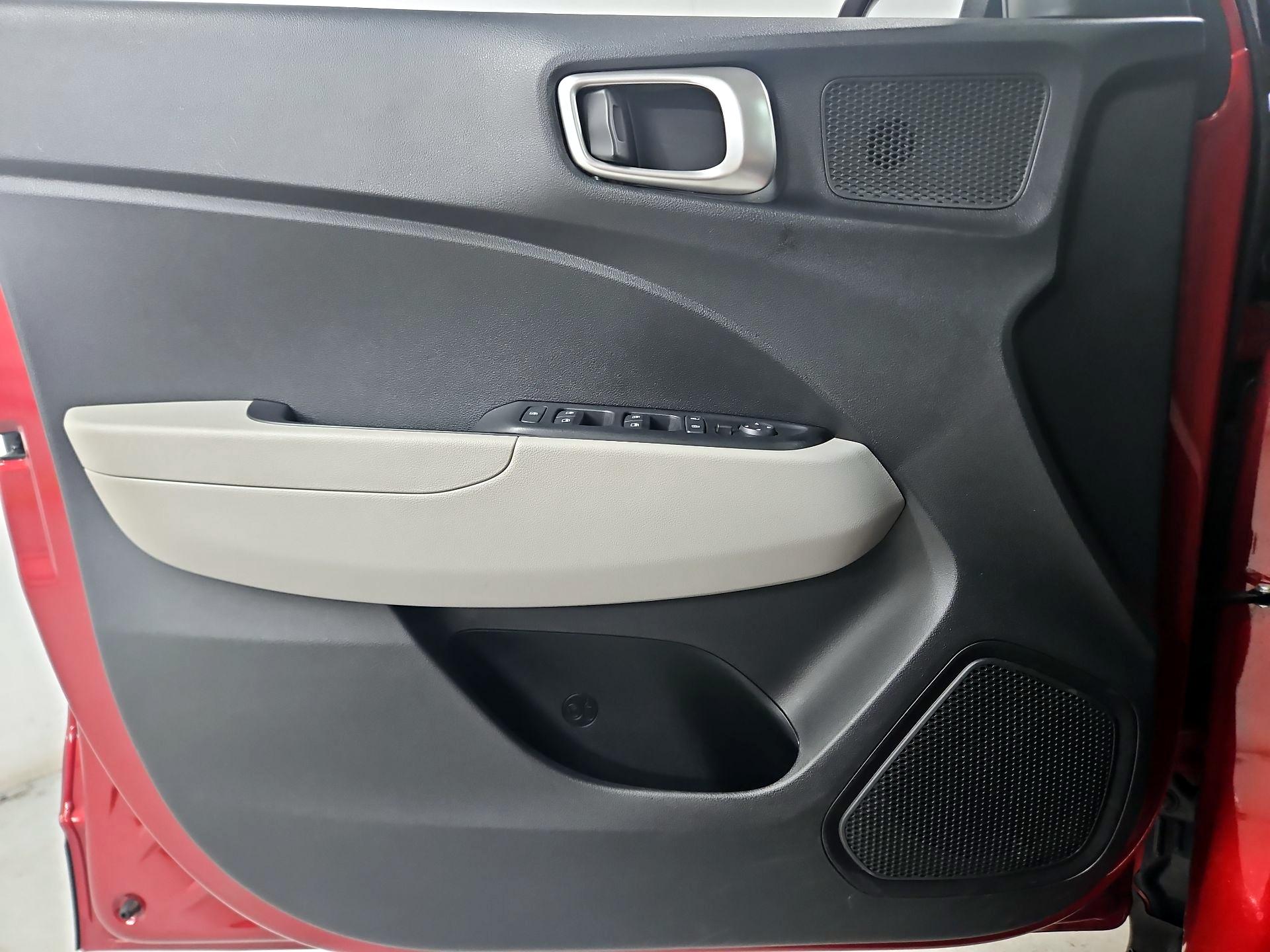 Thumbnail: 2025 Hyundai Venue - 12