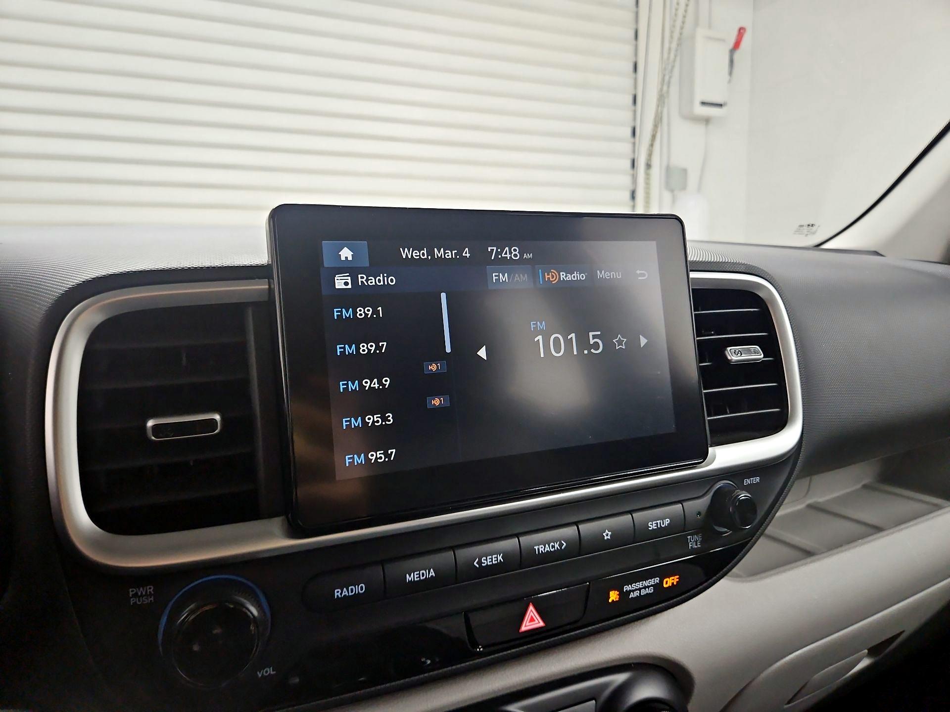 Thumbnail: 2025 Hyundai Venue - 15