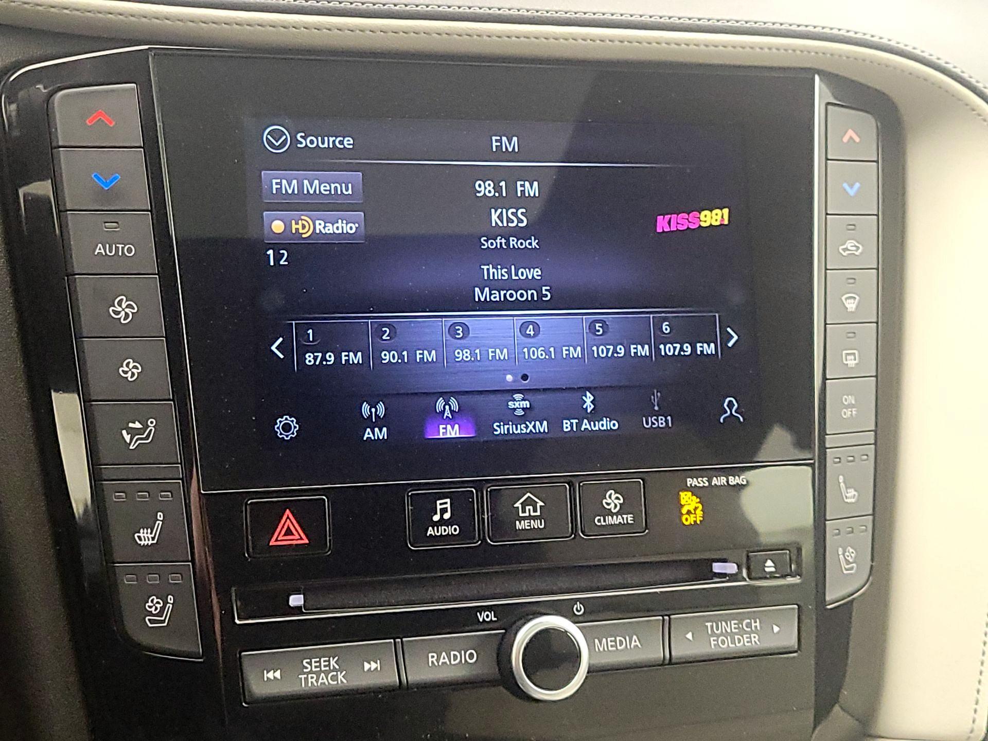 Thumbnail: 2024 INFINITI QX55 - 16