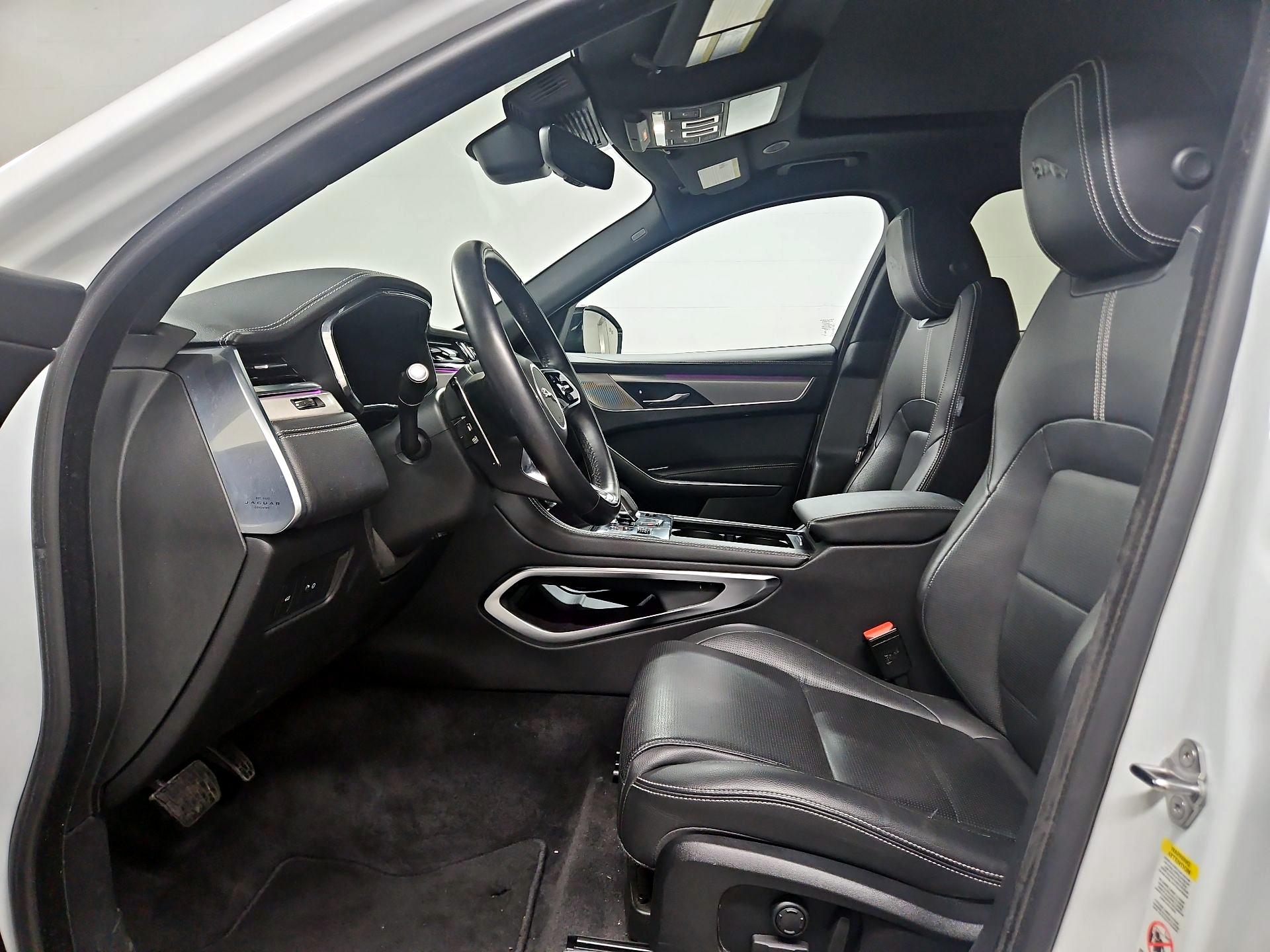 Thumbnail: 2024 Jaguar F-Pace - 11