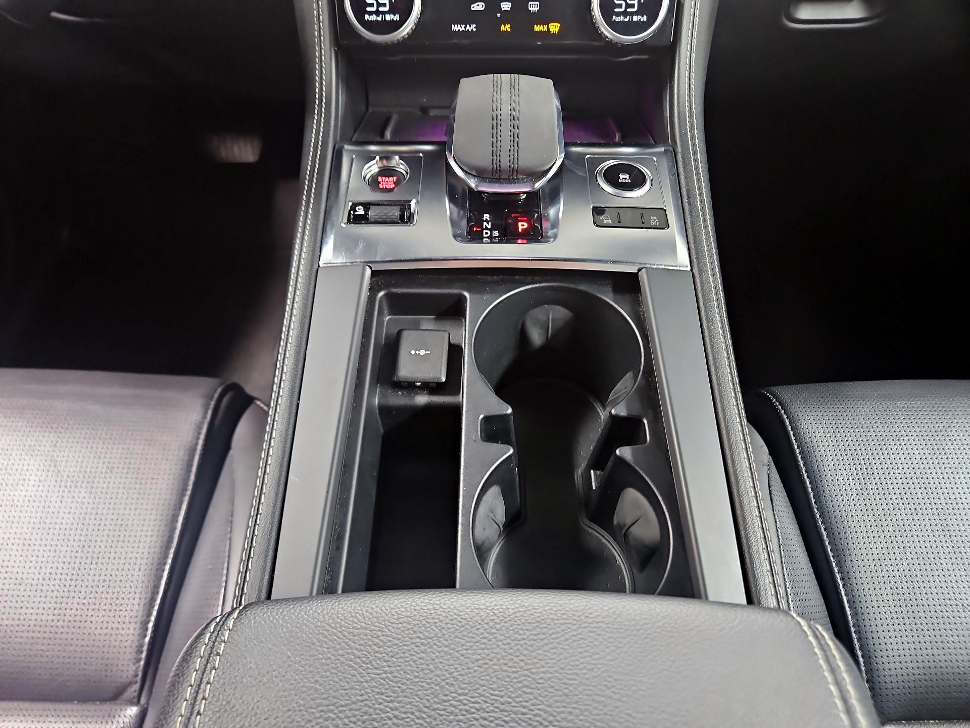 Thumbnail: 2024 Jaguar F-Pace - 18