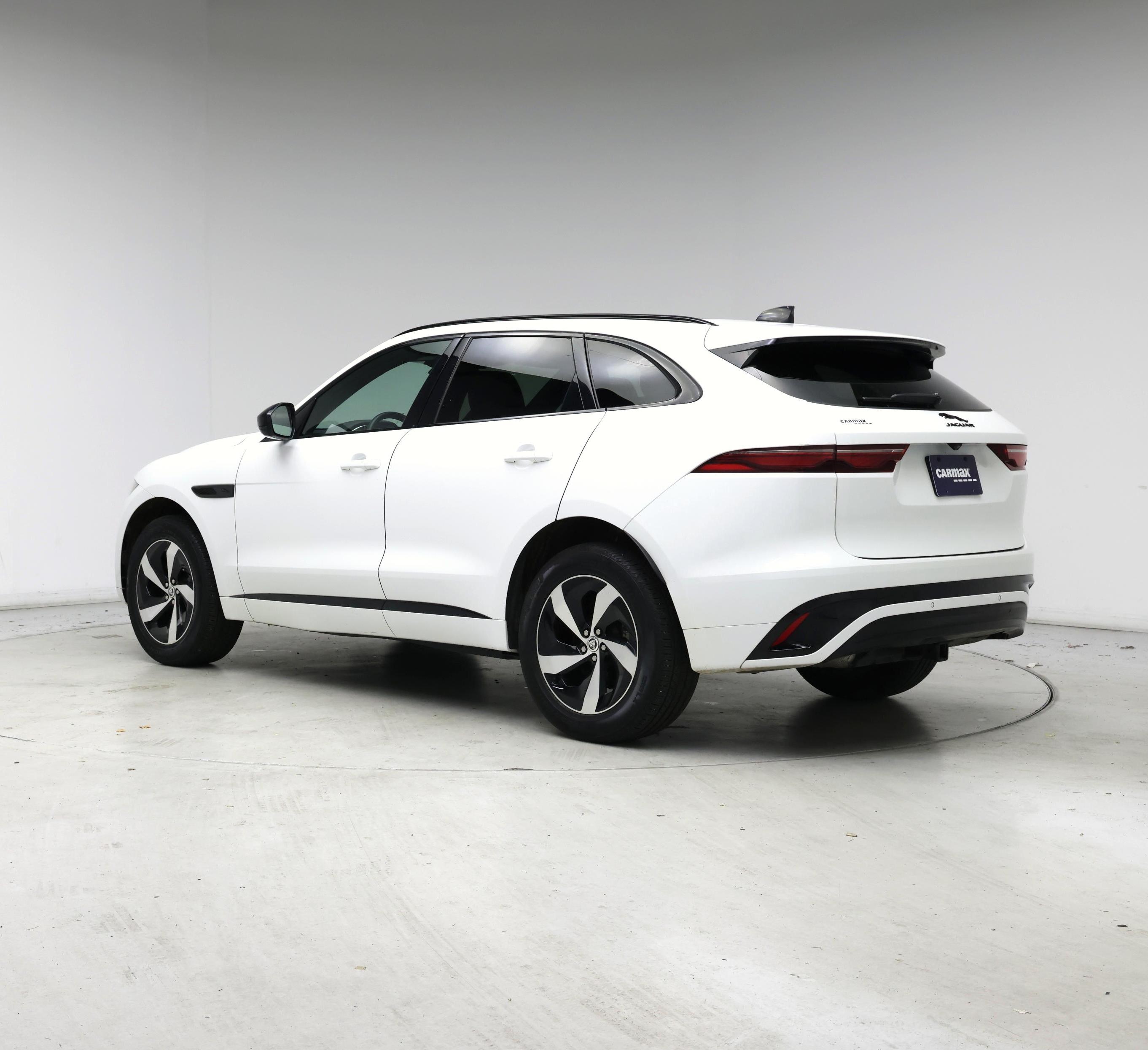 Thumbnail: 2024 Jaguar F-Pace - 2