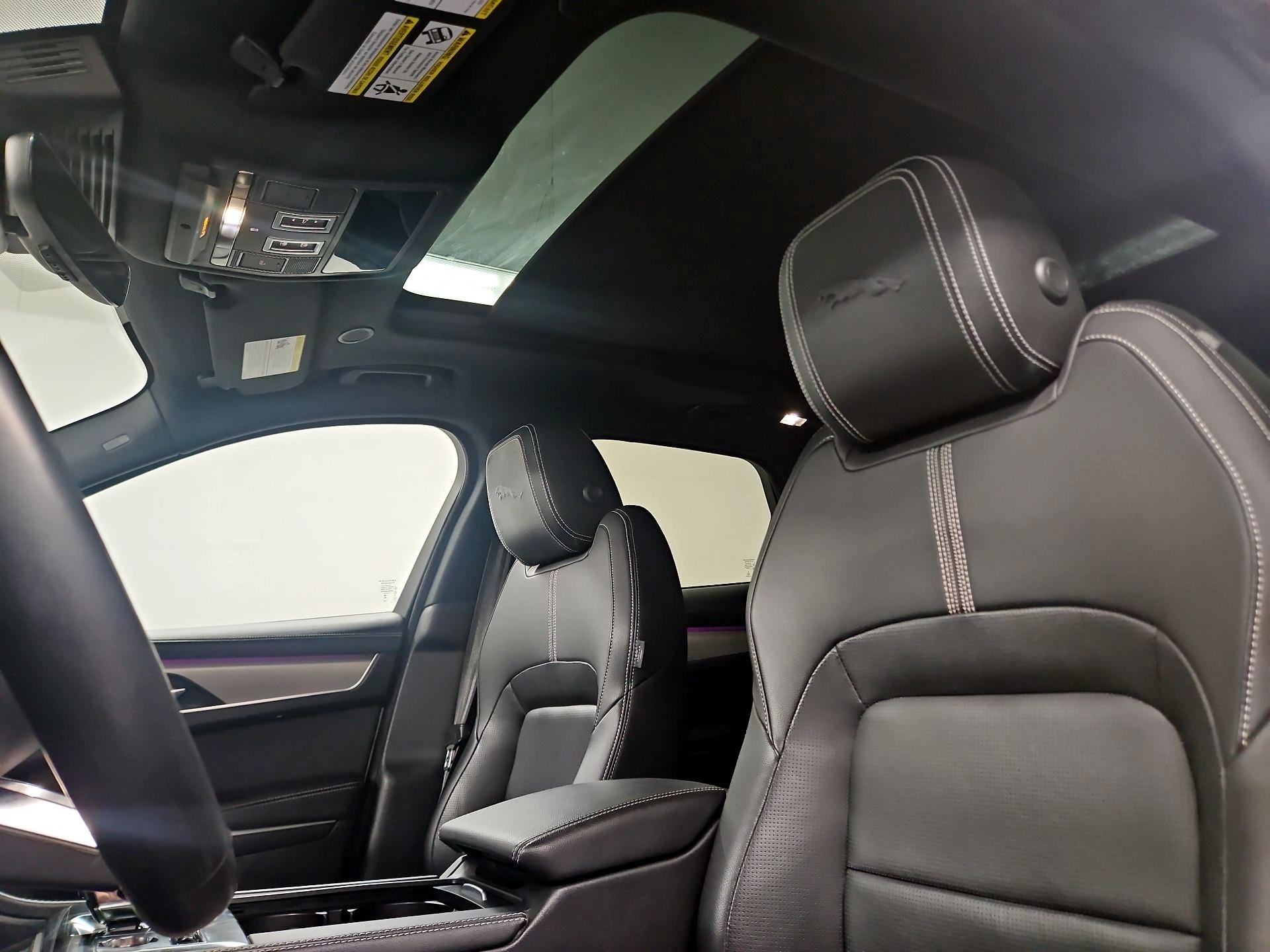 Thumbnail: 2024 Jaguar F-Pace - 20