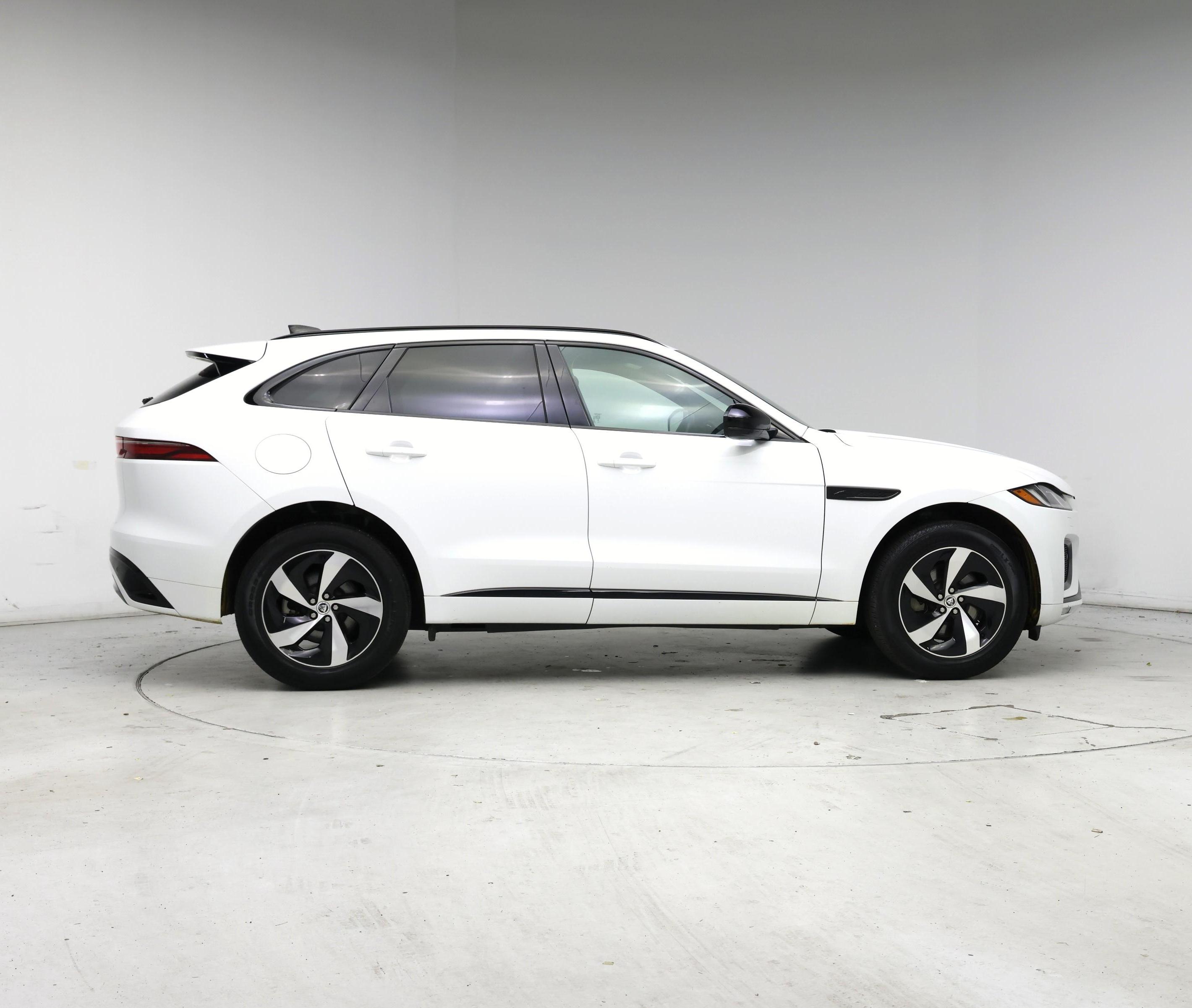 Thumbnail: 2024 Jaguar F-Pace - 7