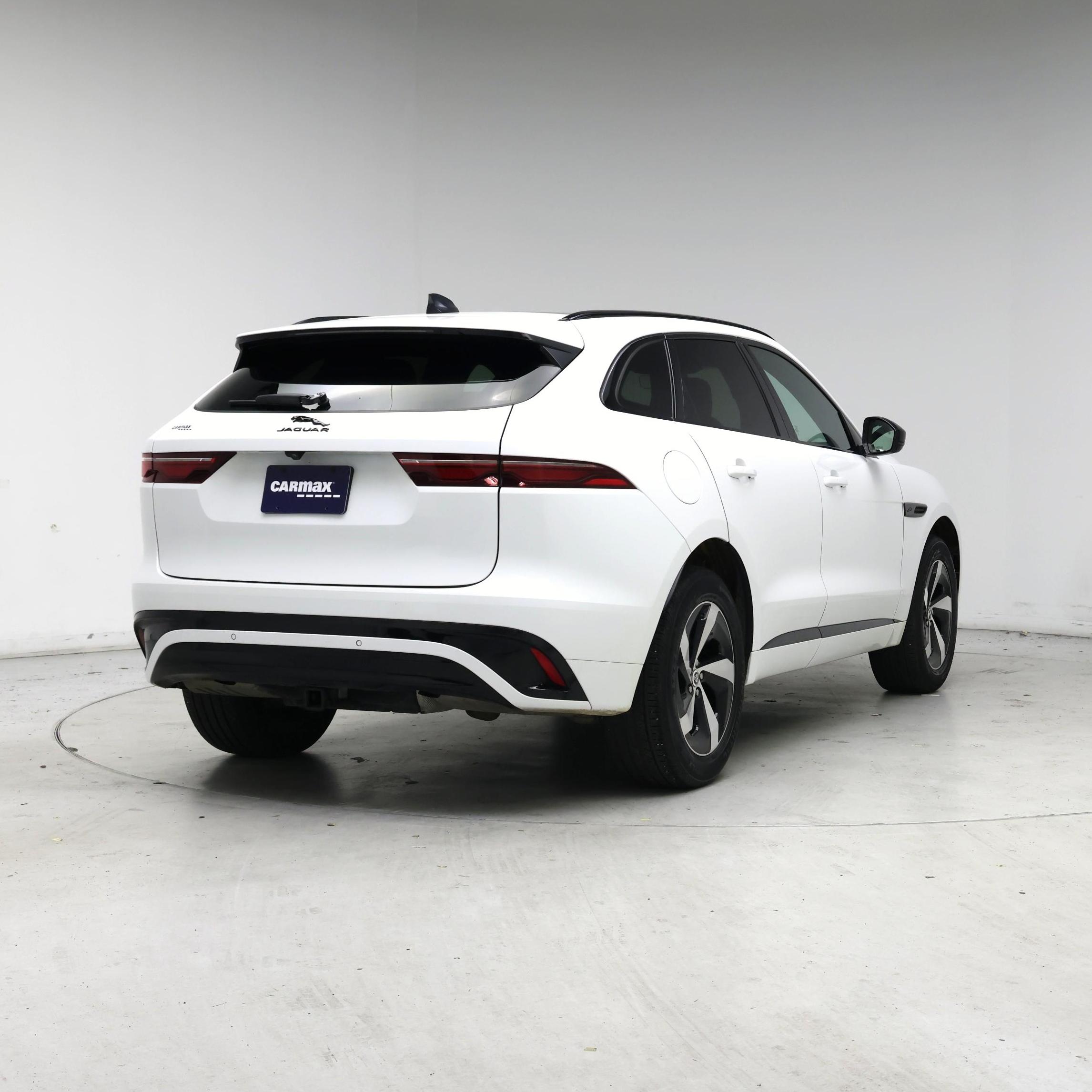 Thumbnail: 2024 Jaguar F-Pace - 8