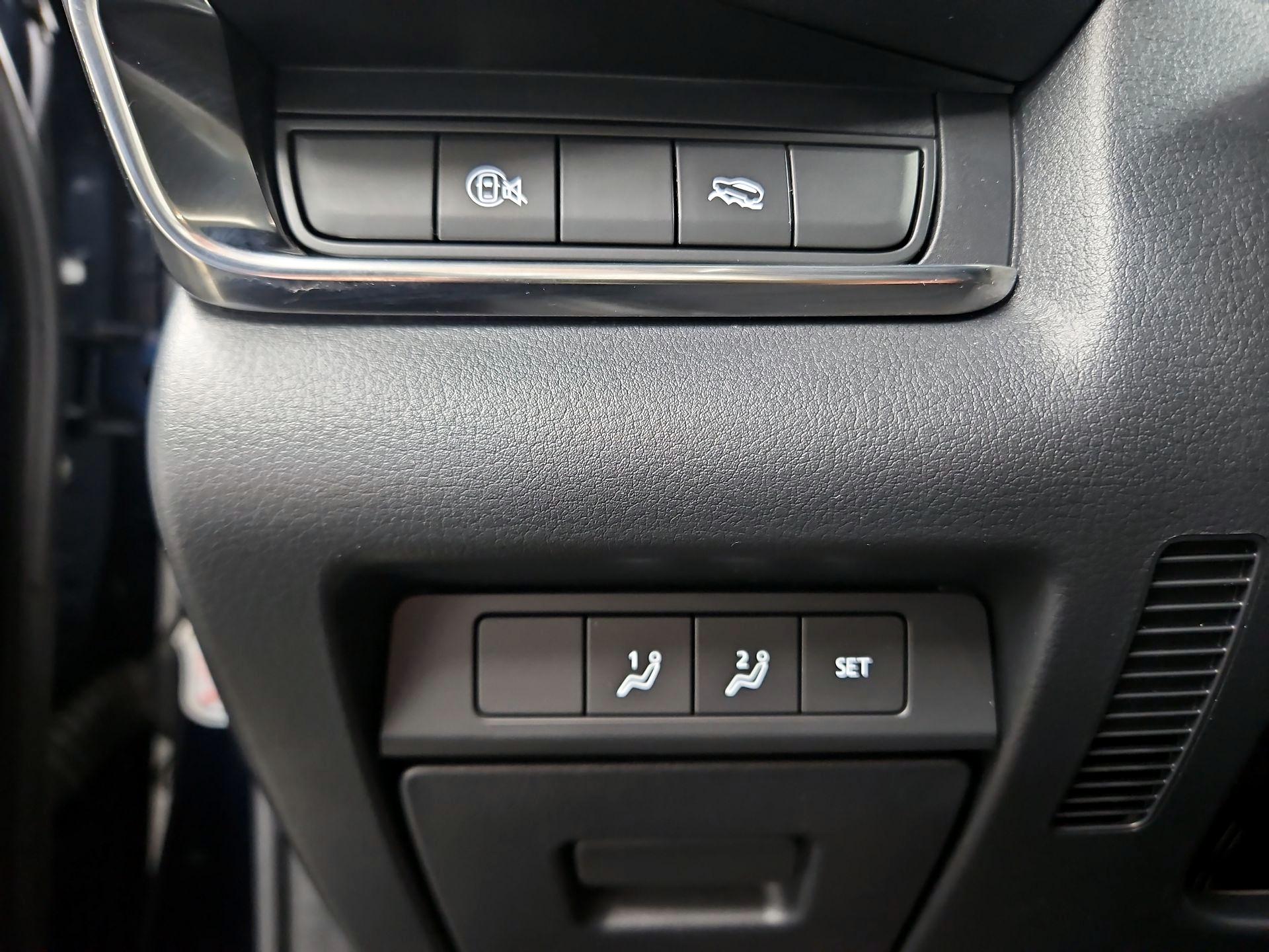 Thumbnail: 2025 Mazda CX-30 - 13