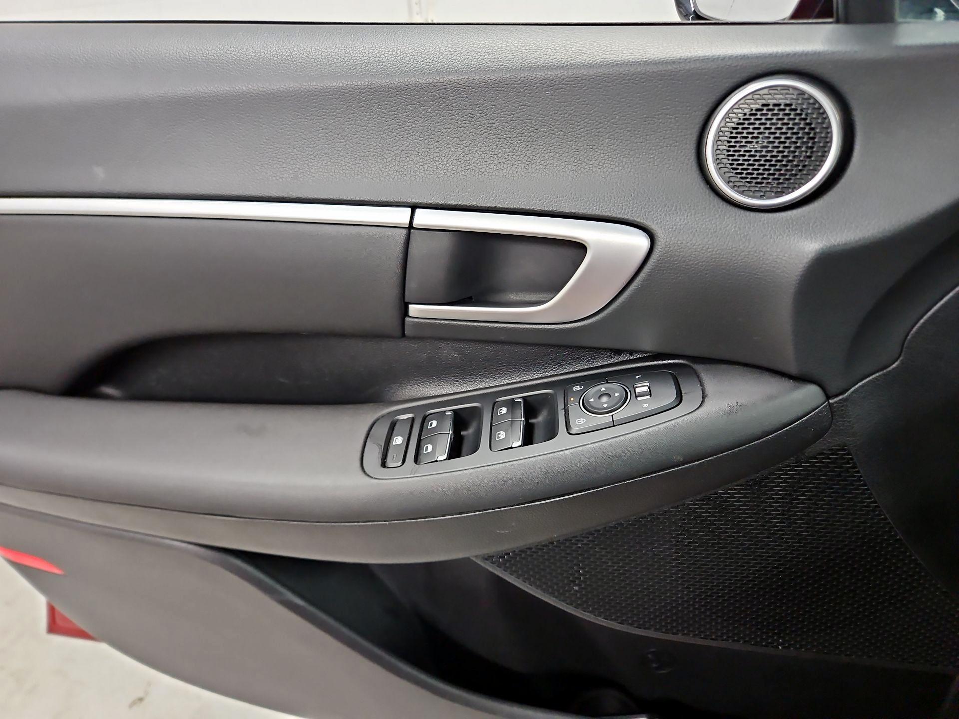 Thumbnail: 2025 Hyundai Sonata - 12