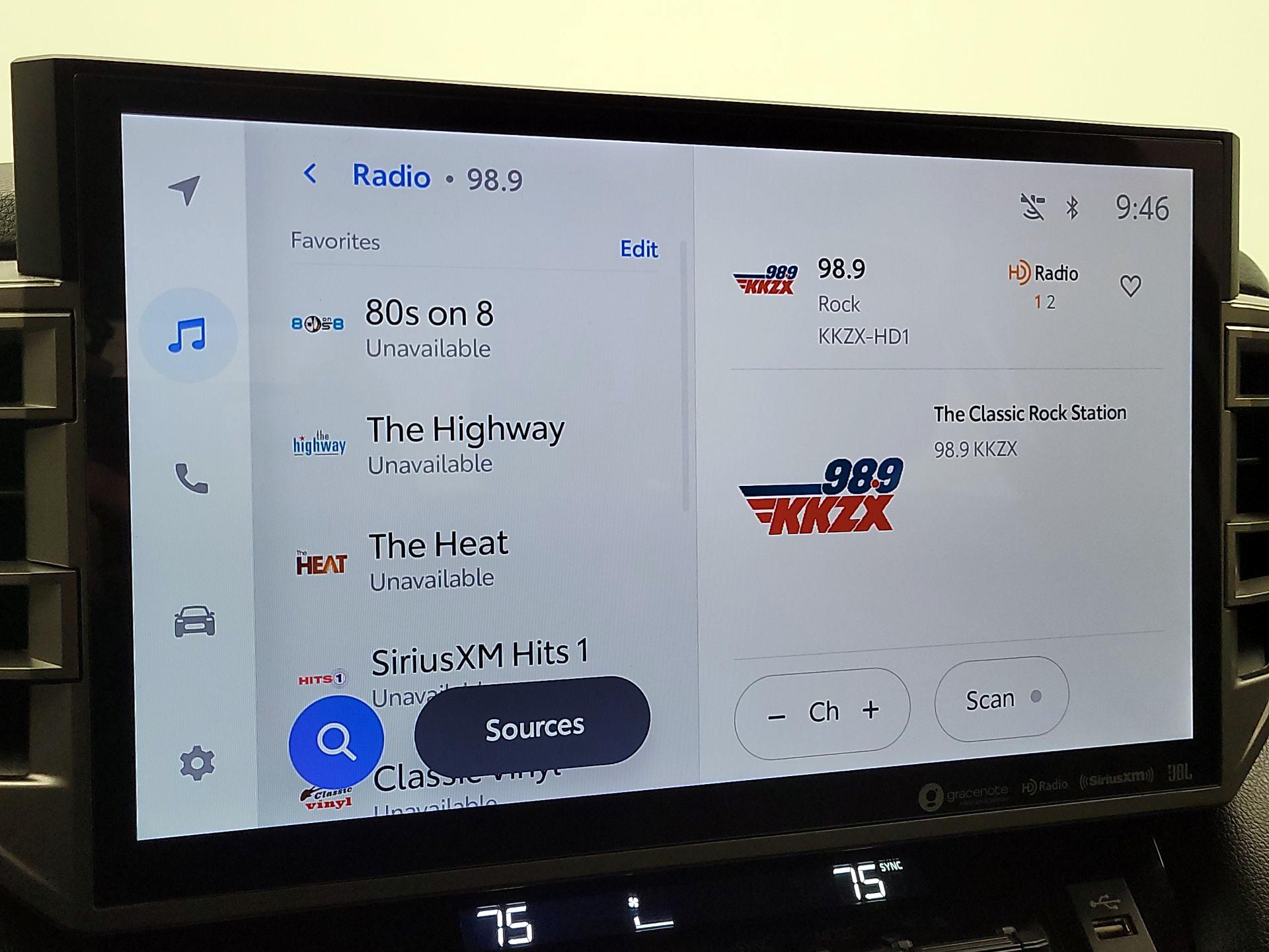 Thumbnail: 2022 Toyota Tundra - 16