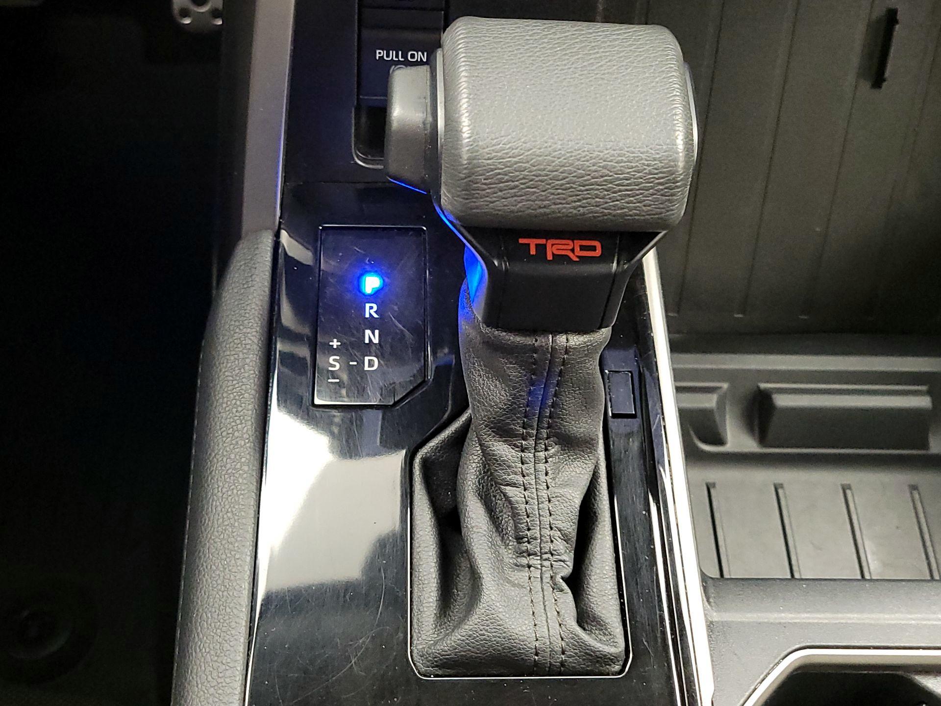 Thumbnail: 2022 Toyota Tundra - 18