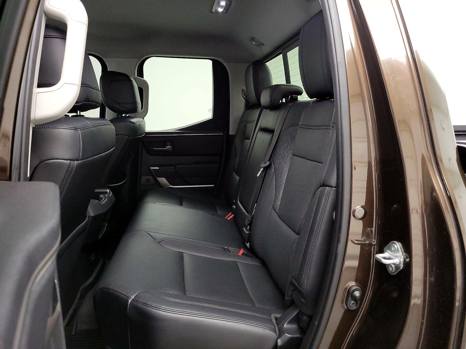 Thumbnail: 2022 Toyota Tundra - 20