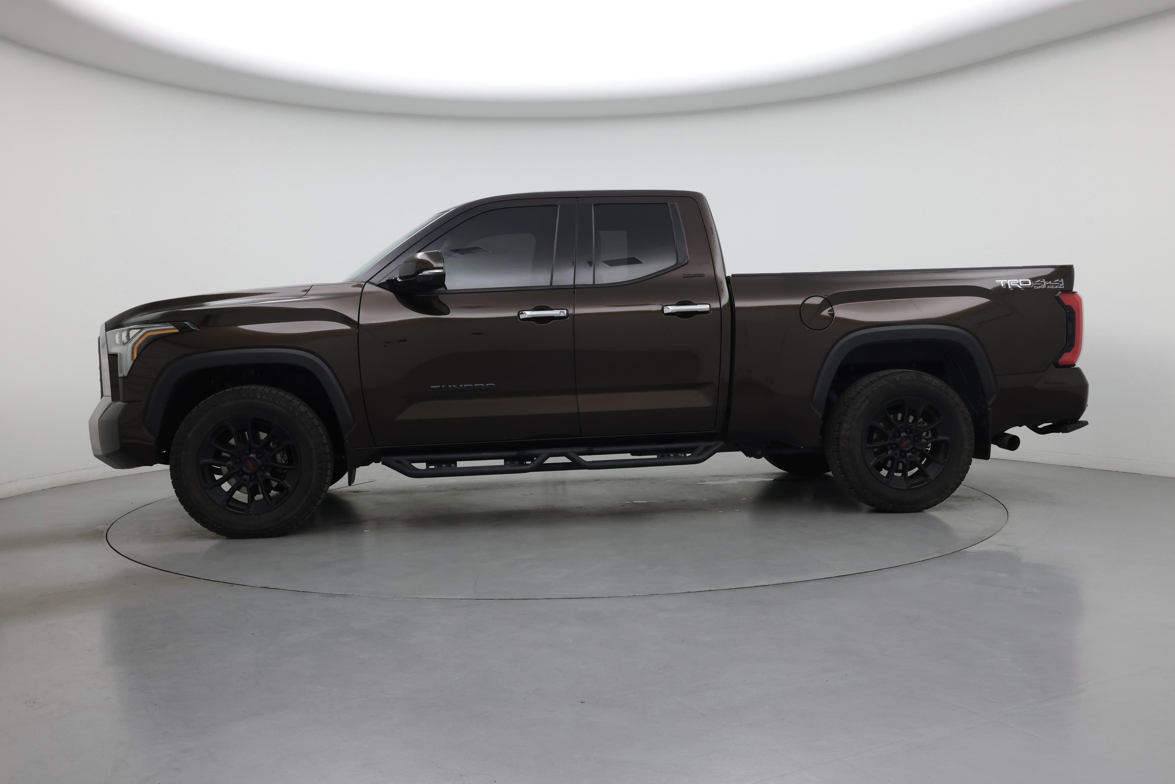 Thumbnail: 2022 Toyota Tundra - 3