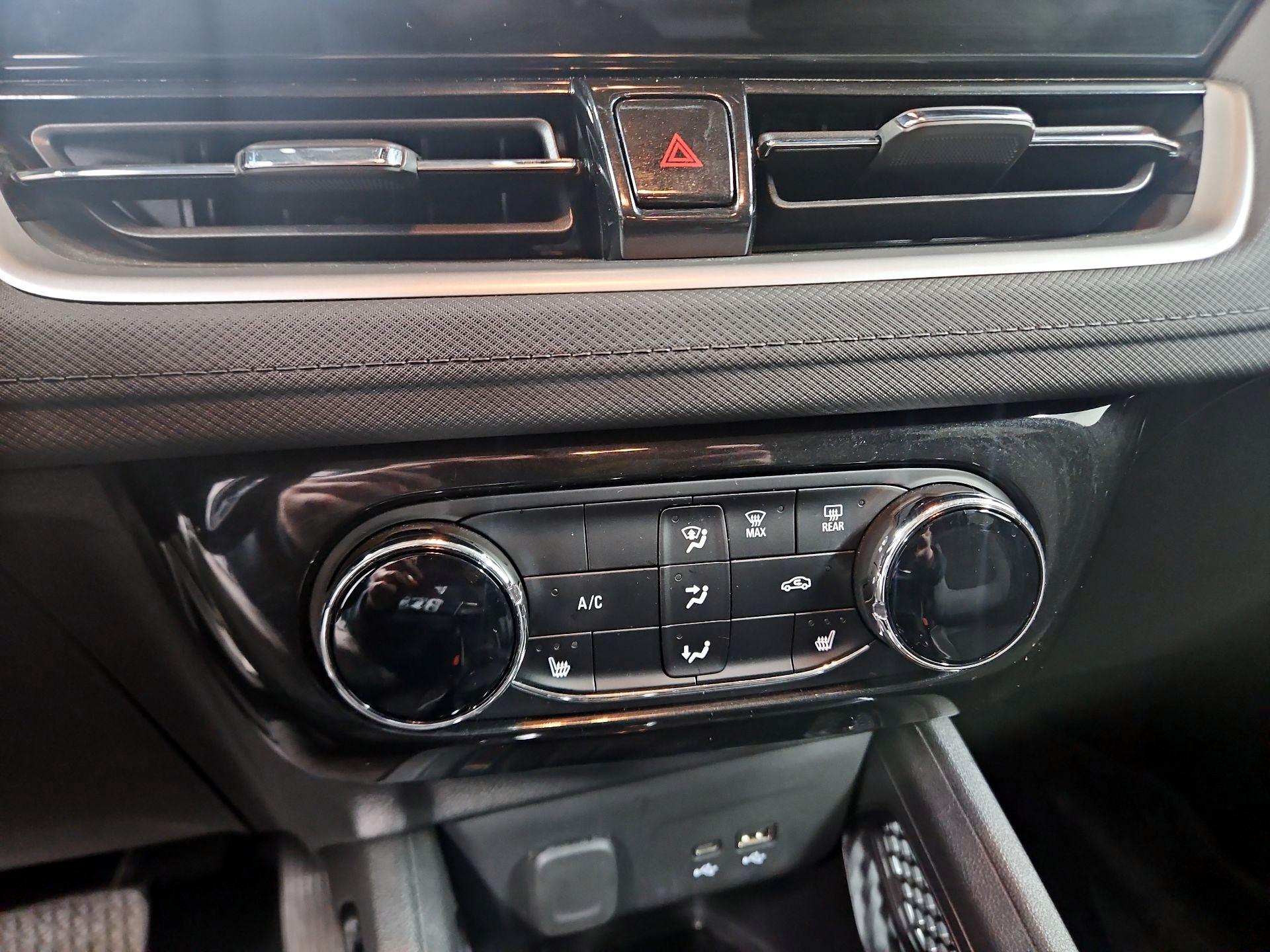 Thumbnail: 2024 Chevrolet TrailBlazer - 16