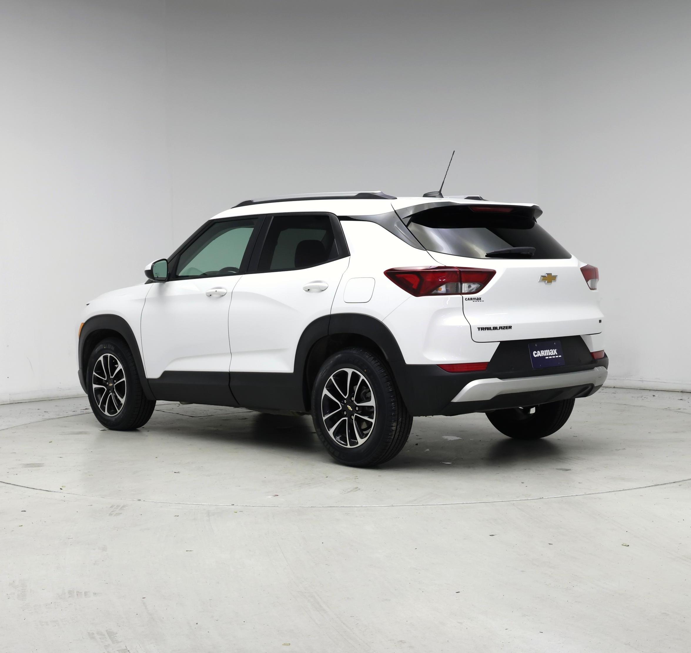 Thumbnail: 2024 Chevrolet TrailBlazer - 2