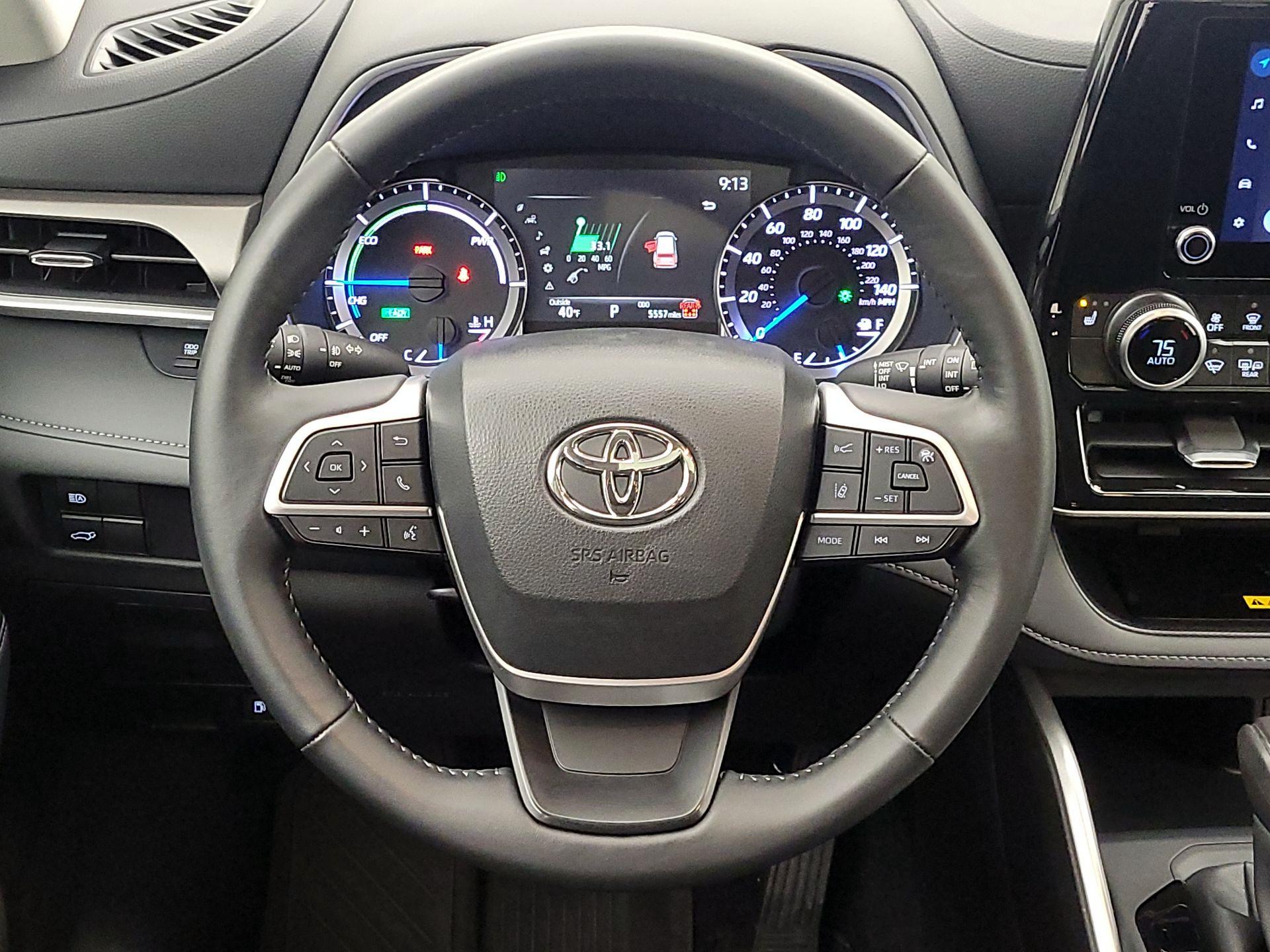 Thumbnail: 2025 Toyota Highlander - 10