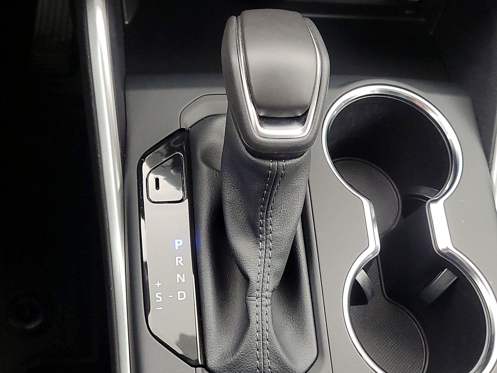 Thumbnail: 2025 Toyota Highlander - 18