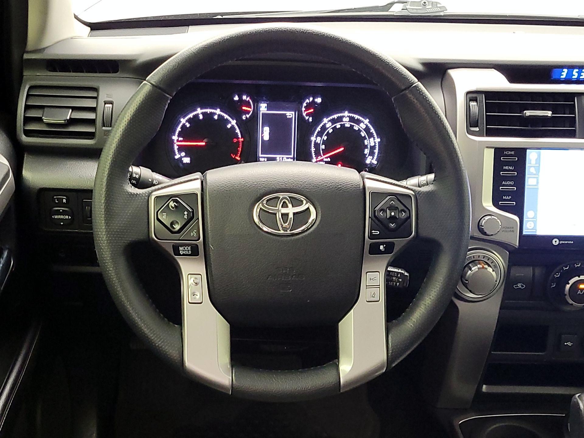 Thumbnail: 2020 Toyota 4Runner - 10