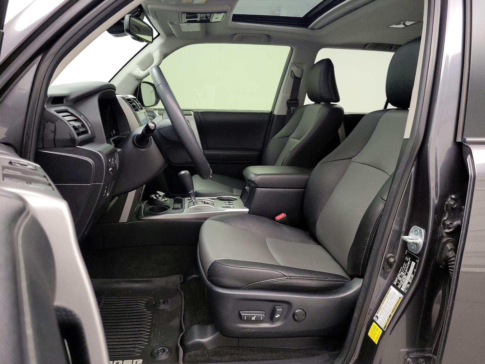 Thumbnail: 2020 Toyota 4Runner - 11