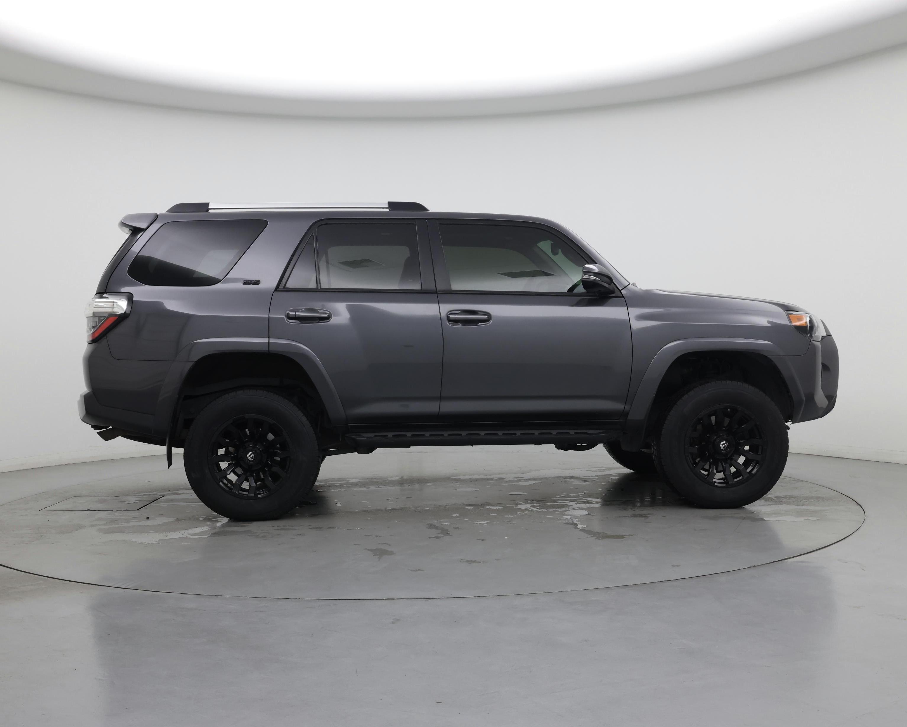 Thumbnail: 2020 Toyota 4Runner - 7