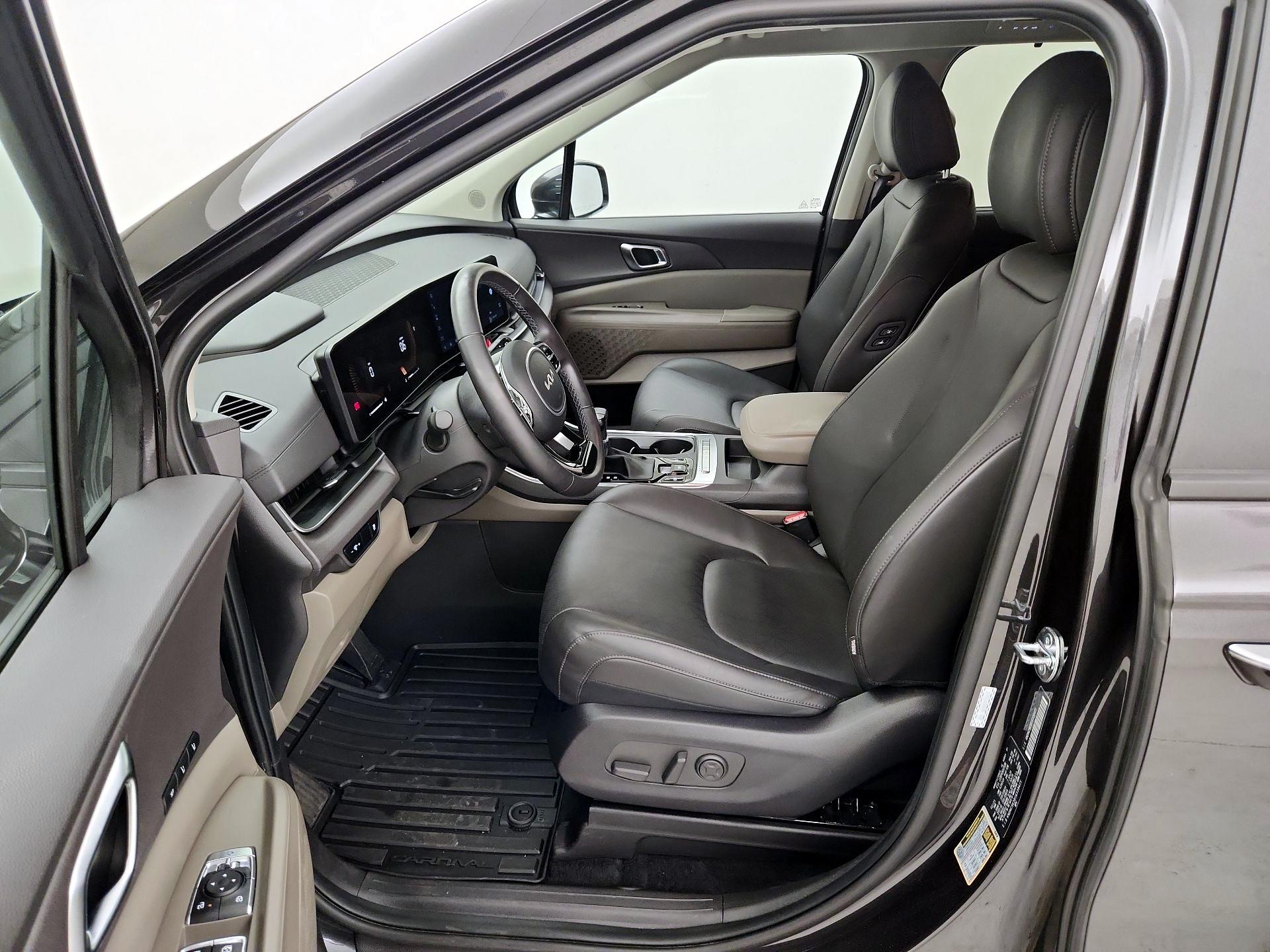 Thumbnail: 2025 Kia Carnival - 11