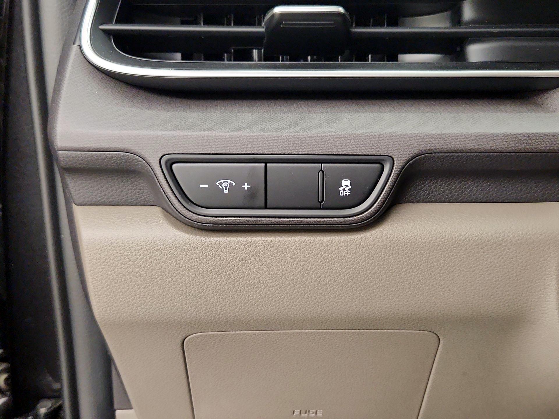 Thumbnail: 2025 Kia Carnival - 13