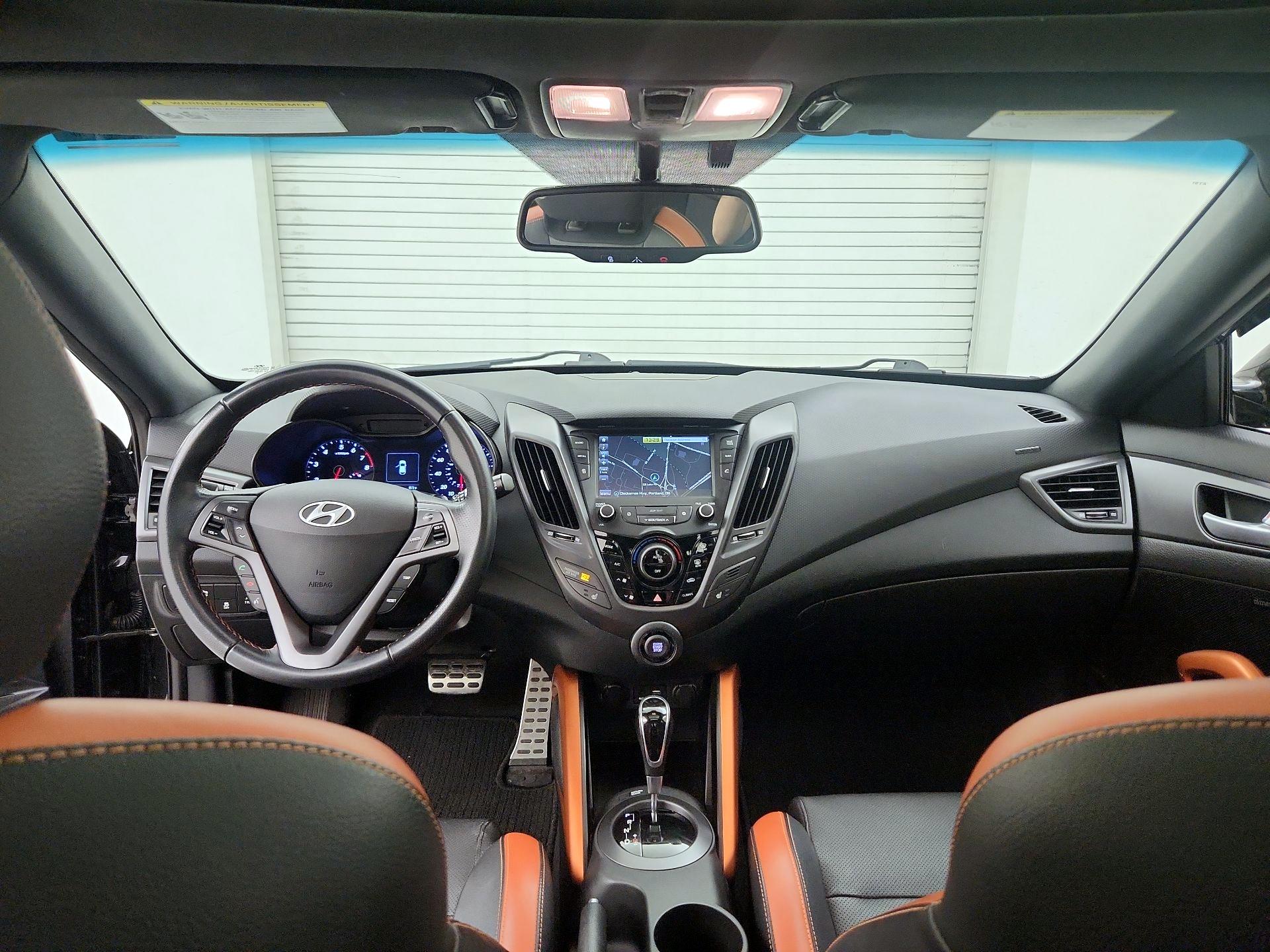 Thumbnail: 2017 Hyundai Veloster - 9