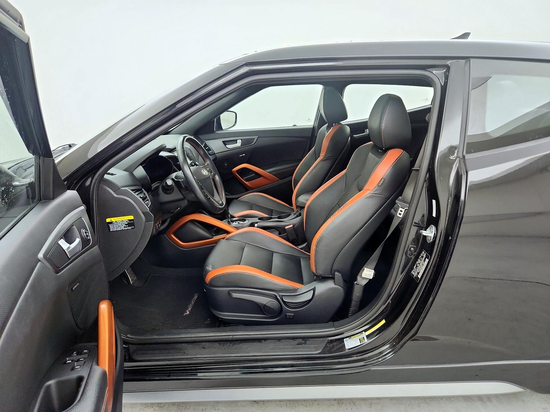 Thumbnail: 2017 Hyundai Veloster - 11