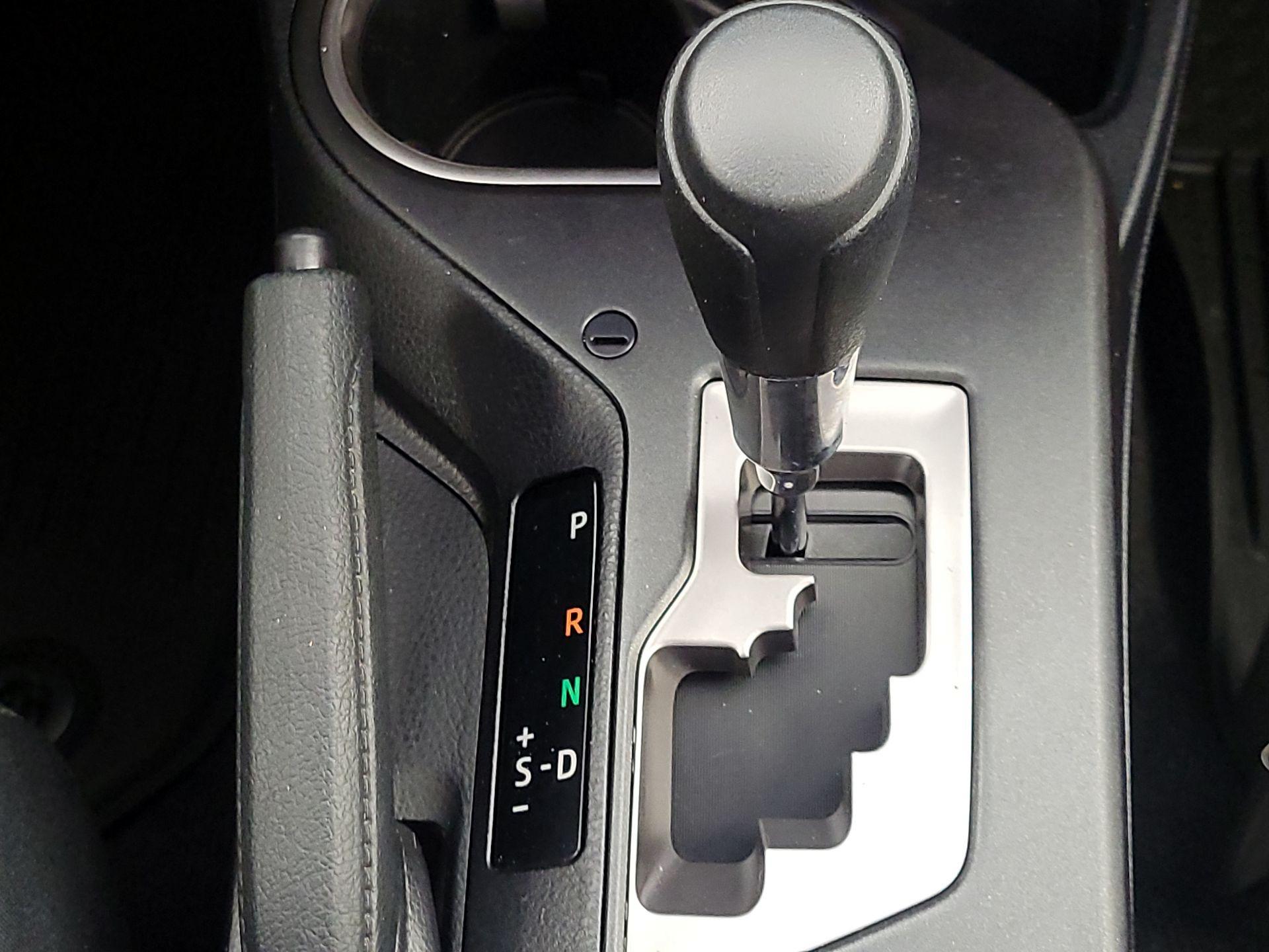 Thumbnail: 2016 Toyota RAV4 - 18