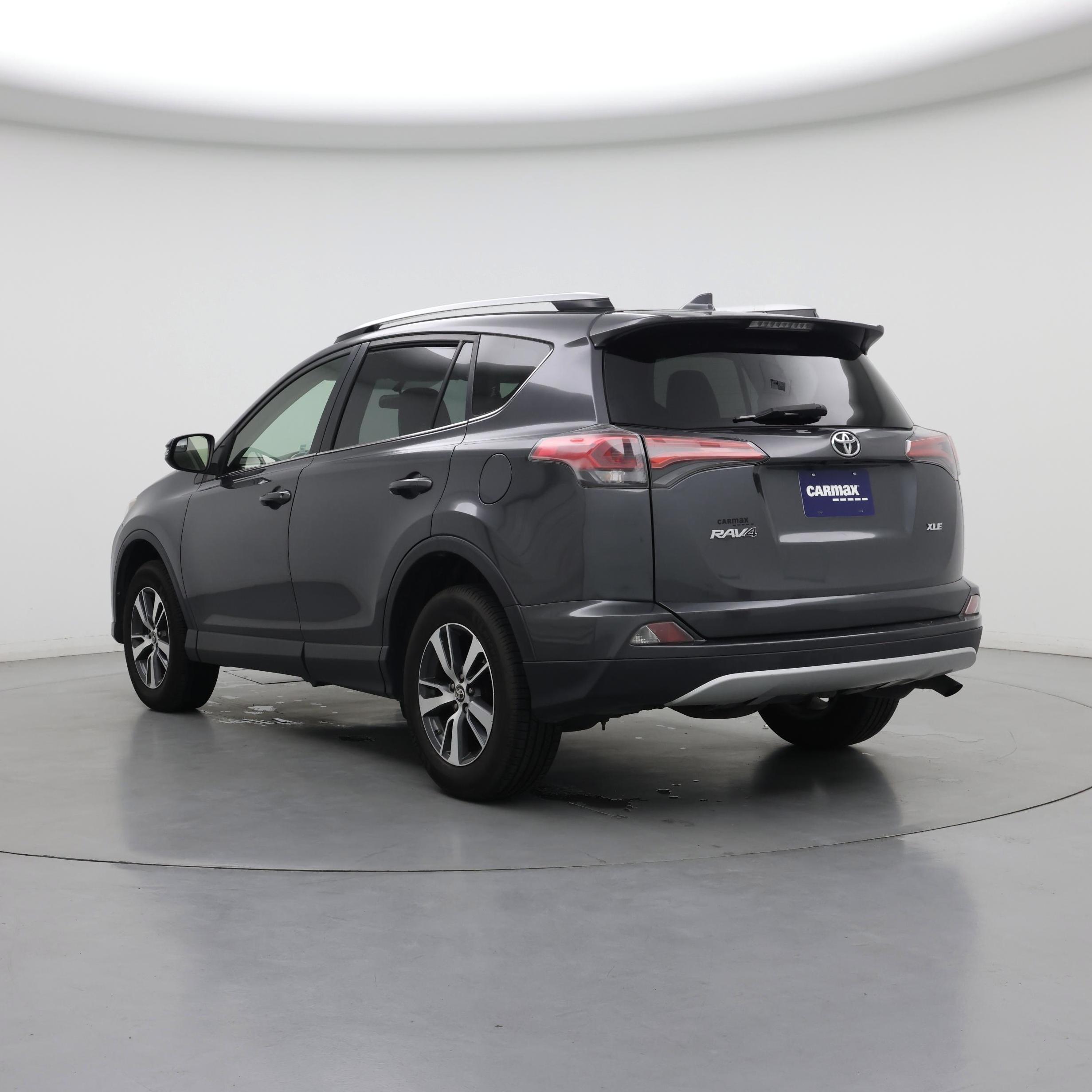 Thumbnail: 2016 Toyota RAV4 - 2