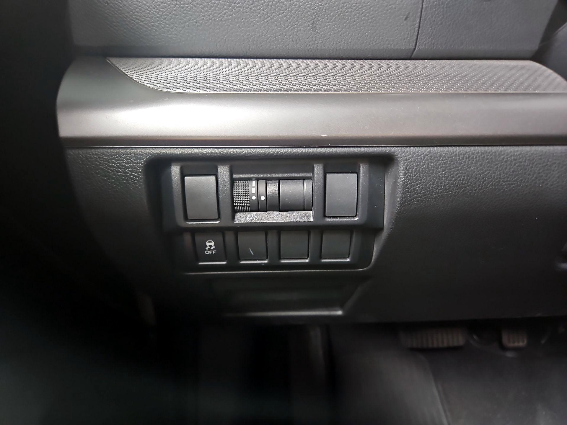 Thumbnail: 2015 Subaru Outback - 13