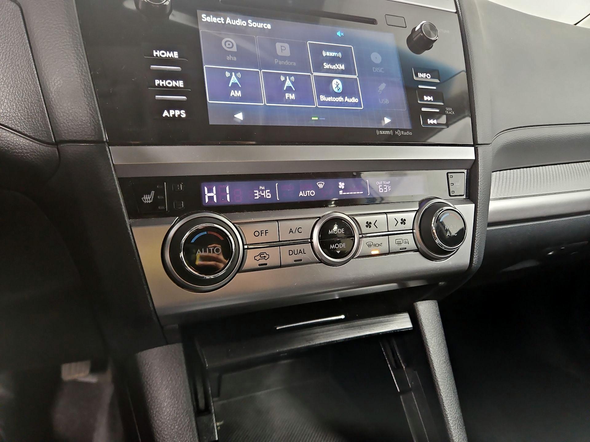 Thumbnail: 2015 Subaru Outback - 16