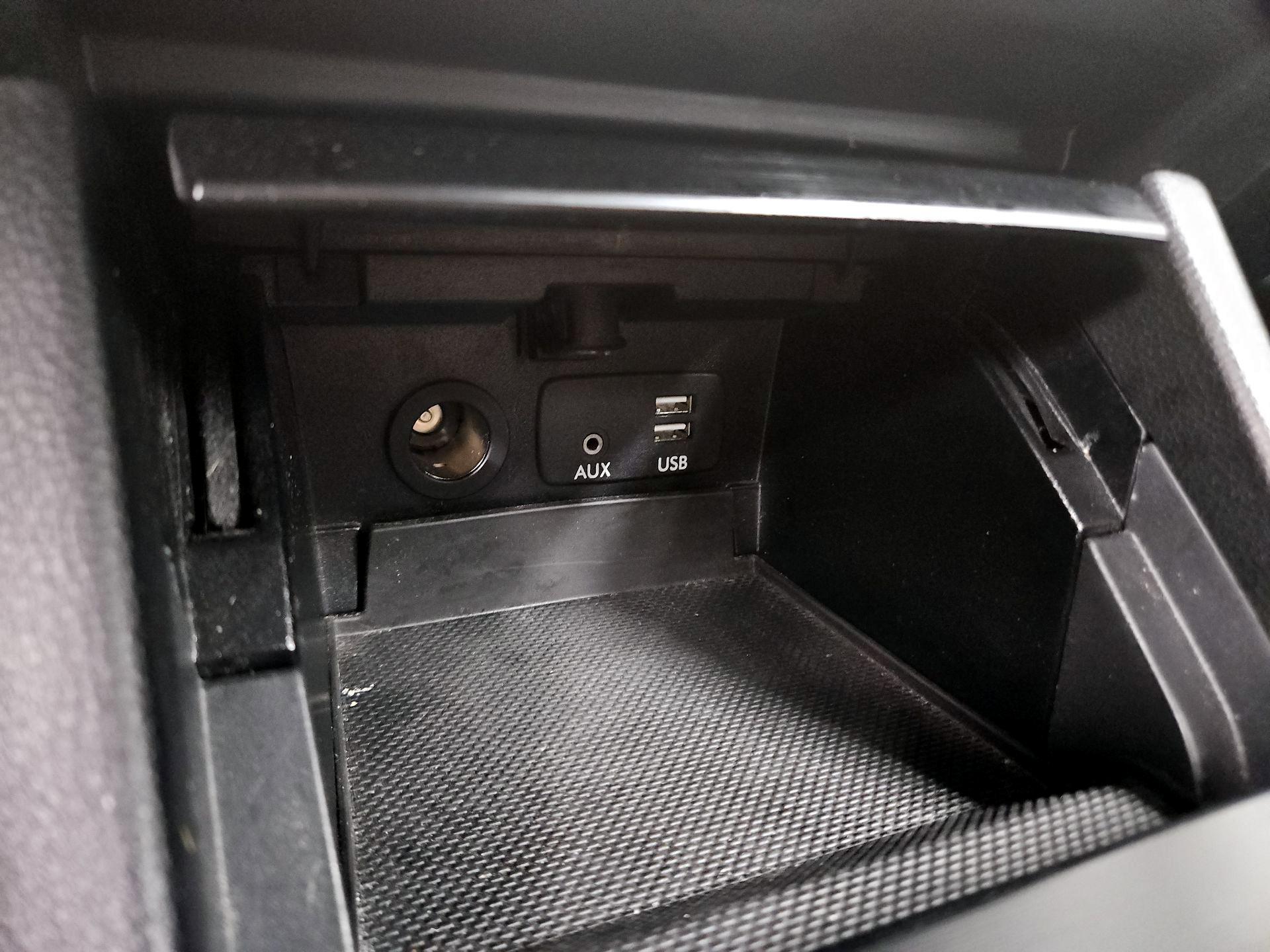 Thumbnail: 2015 Subaru Outback - 18